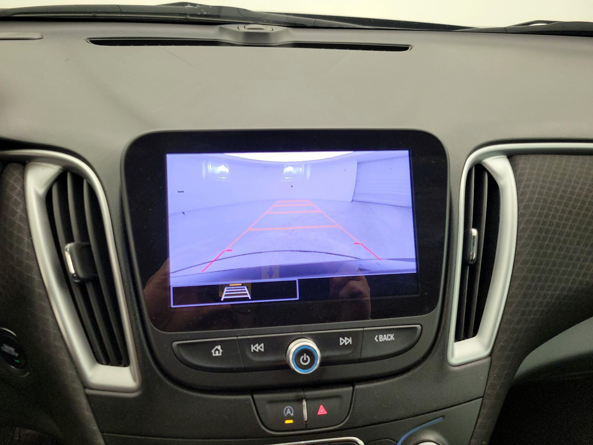 Thumbnail: 2023 Chevrolet Malibu - 14