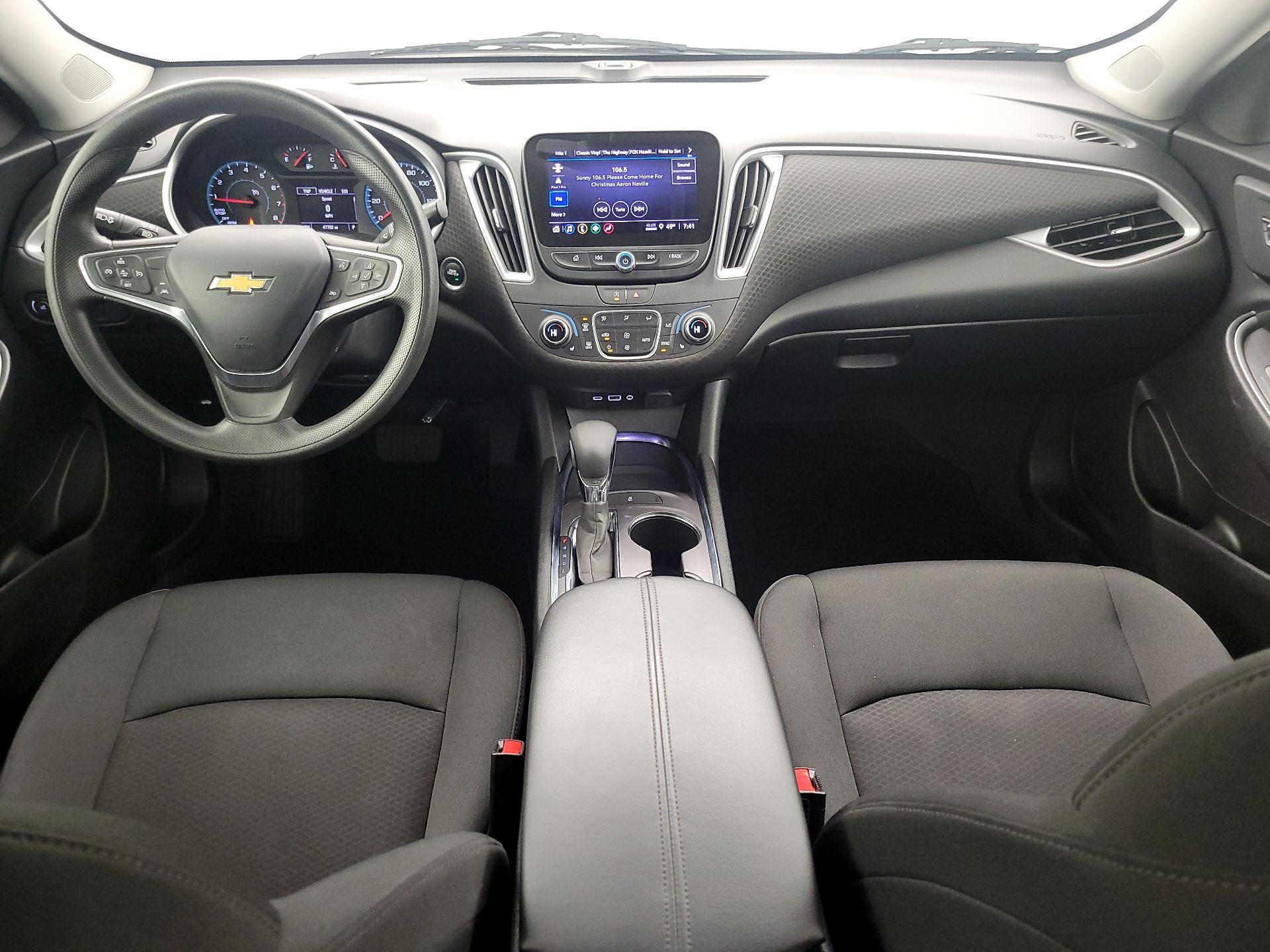 Thumbnail: 2023 Chevrolet Malibu - 9