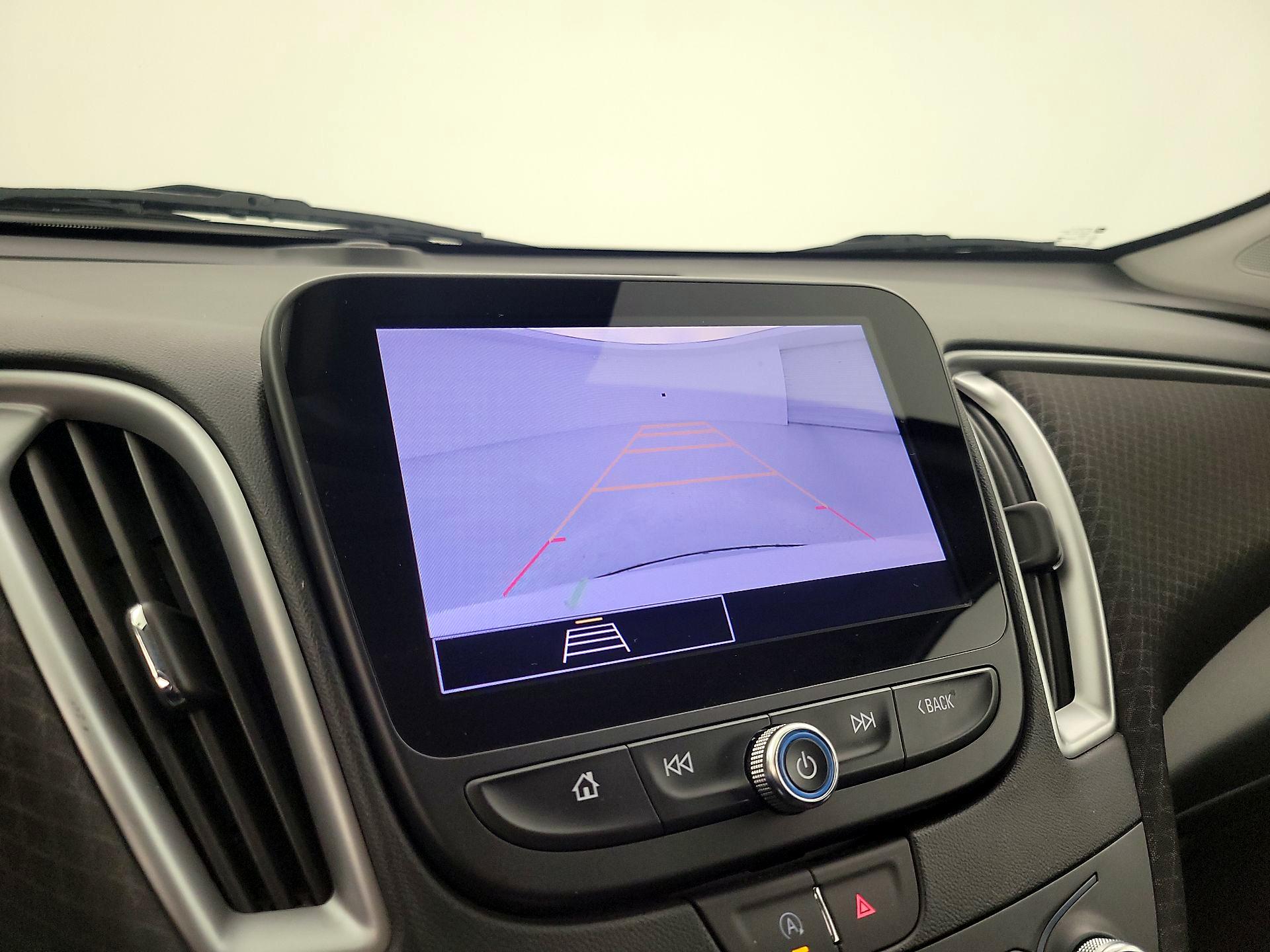 Thumbnail: 2023 Chevrolet Malibu - 14