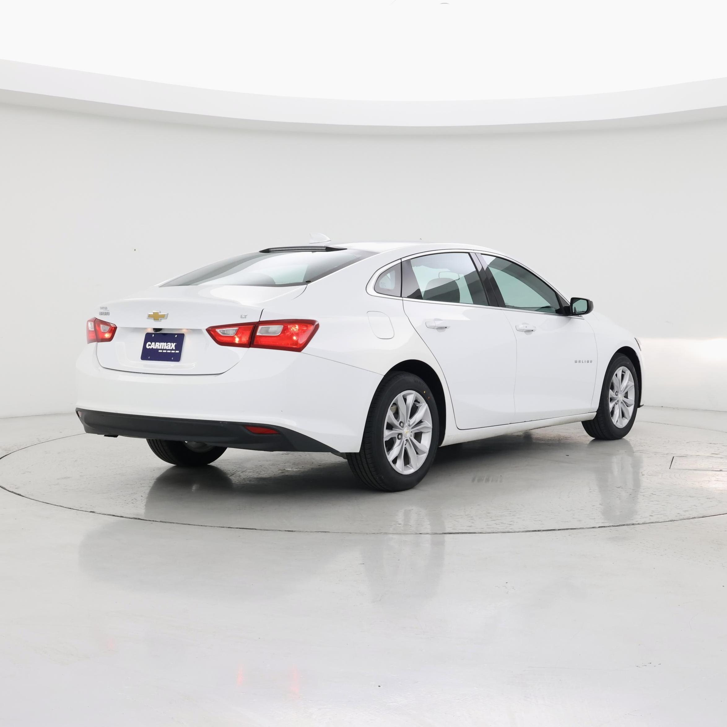 Thumbnail: 2023 Chevrolet Malibu - 8