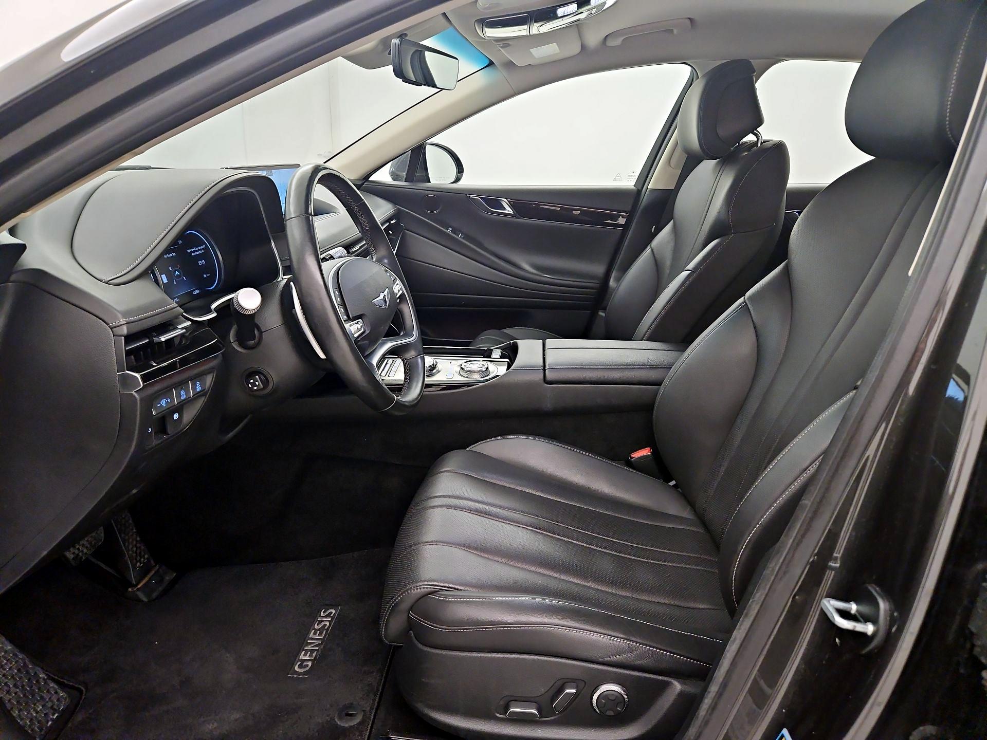 Thumbnail: 2023 Genesis G80 - 11