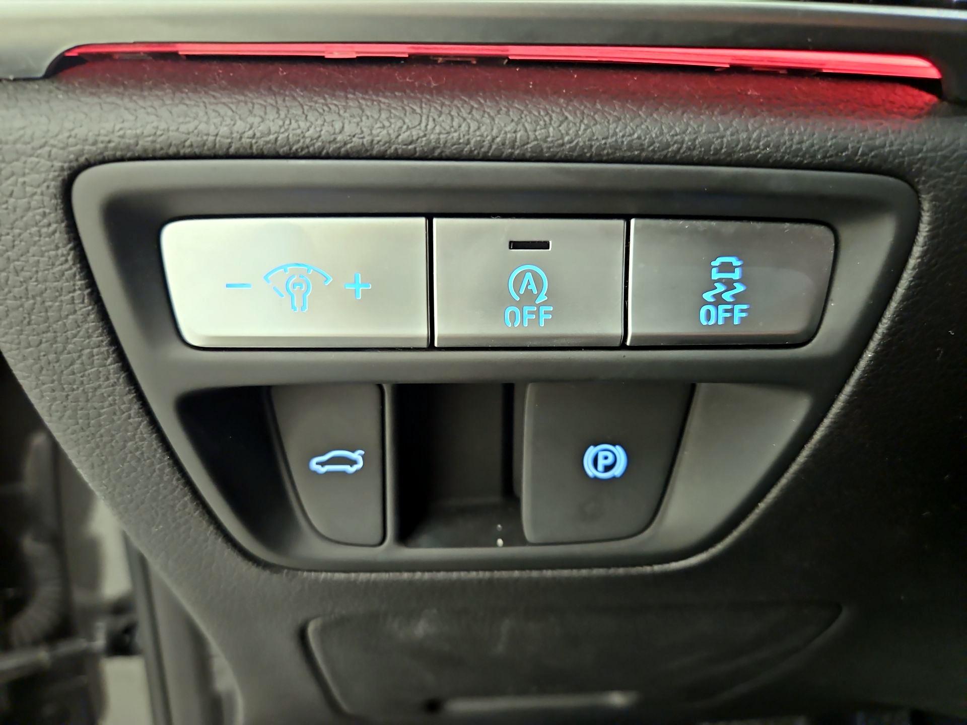 Thumbnail: 2023 Genesis G80 - 13