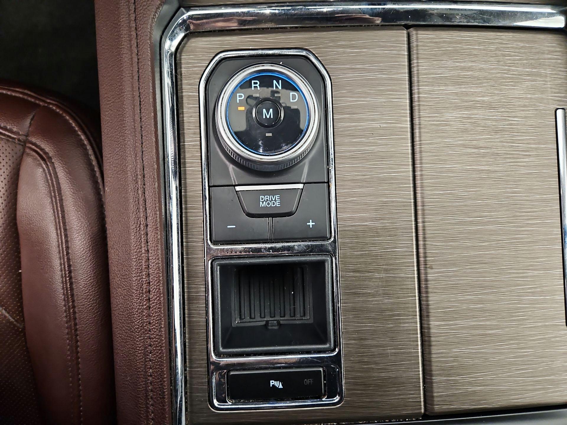 Thumbnail: 2024 Ford Expedition - 18