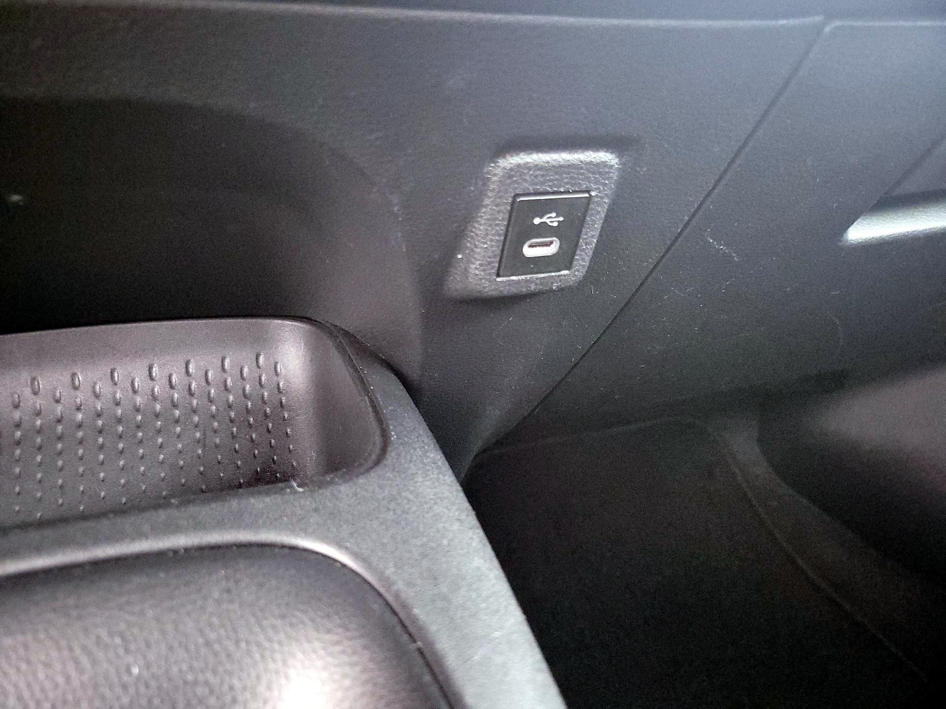 Thumbnail: 2024 Toyota Corolla - 18