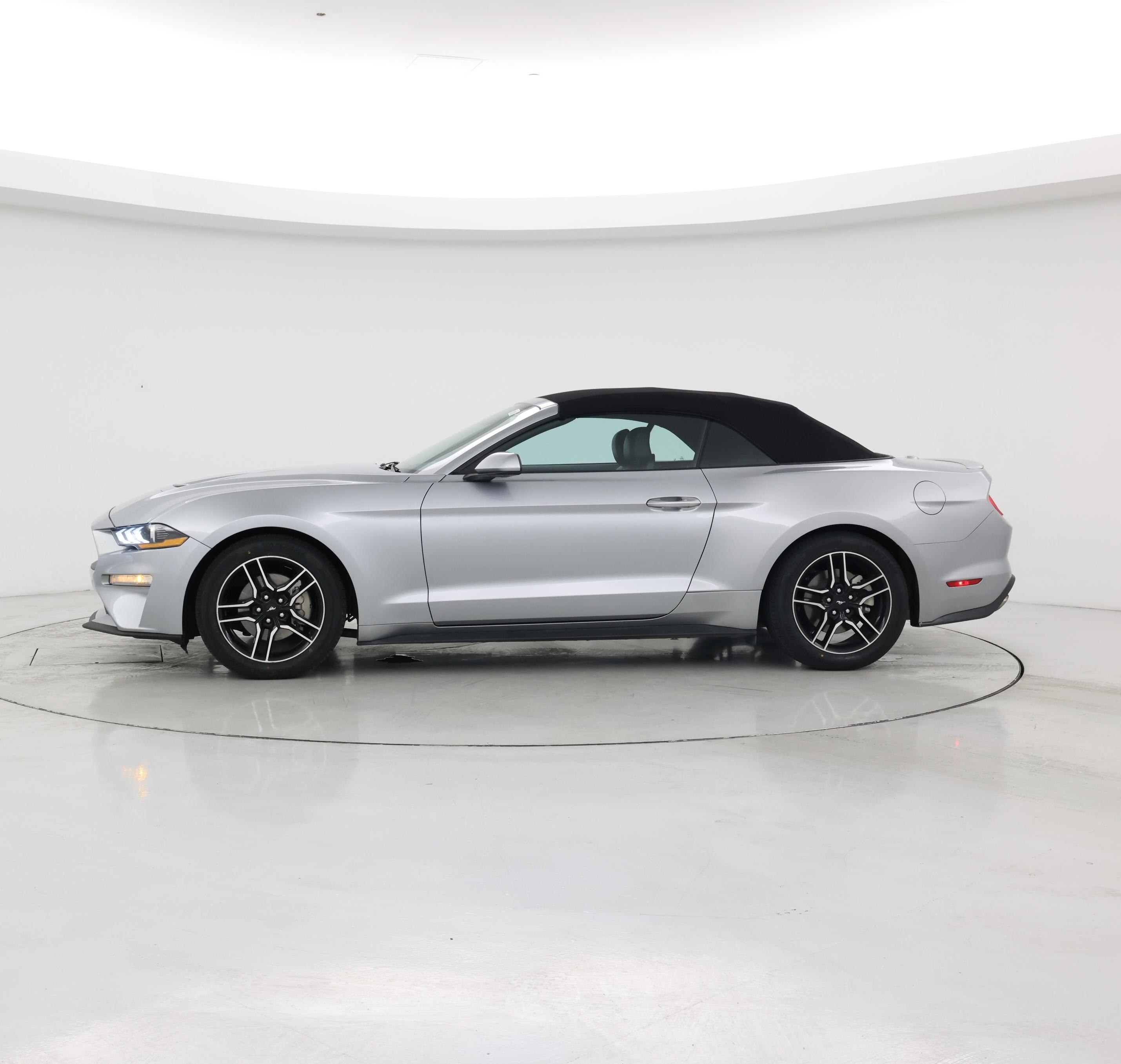 Thumbnail: 2023 Ford Mustang - 3