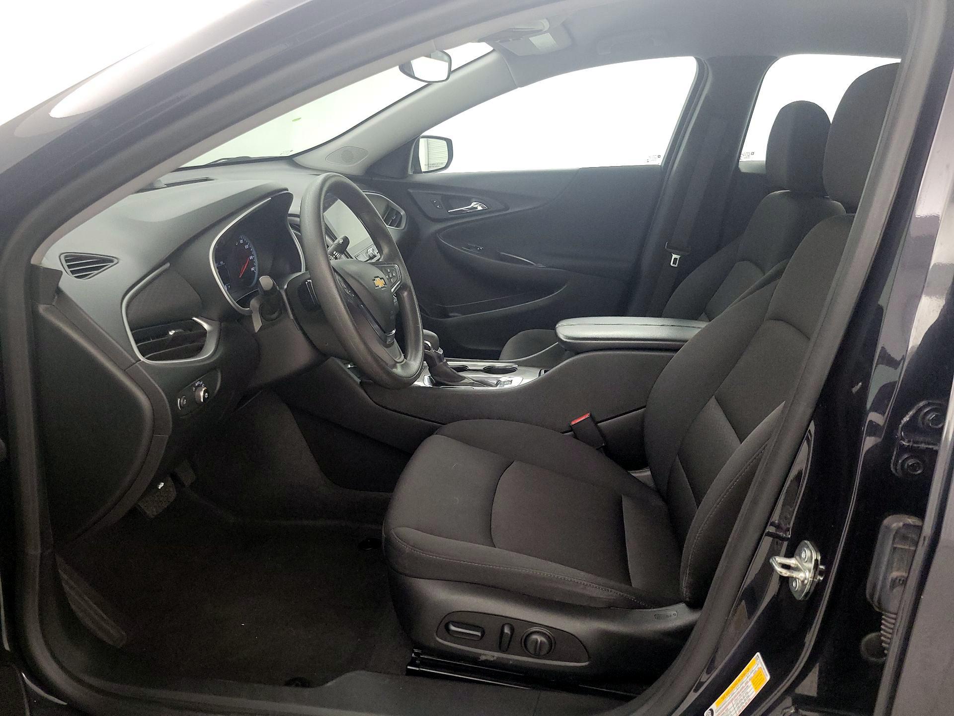 Thumbnail: 2023 Chevrolet Malibu - 11