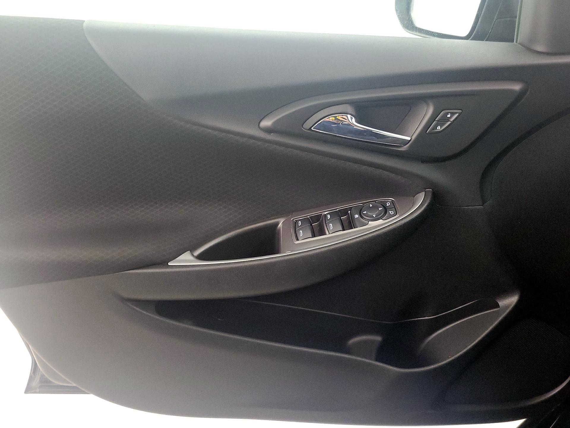 Thumbnail: 2023 Chevrolet Malibu - 12