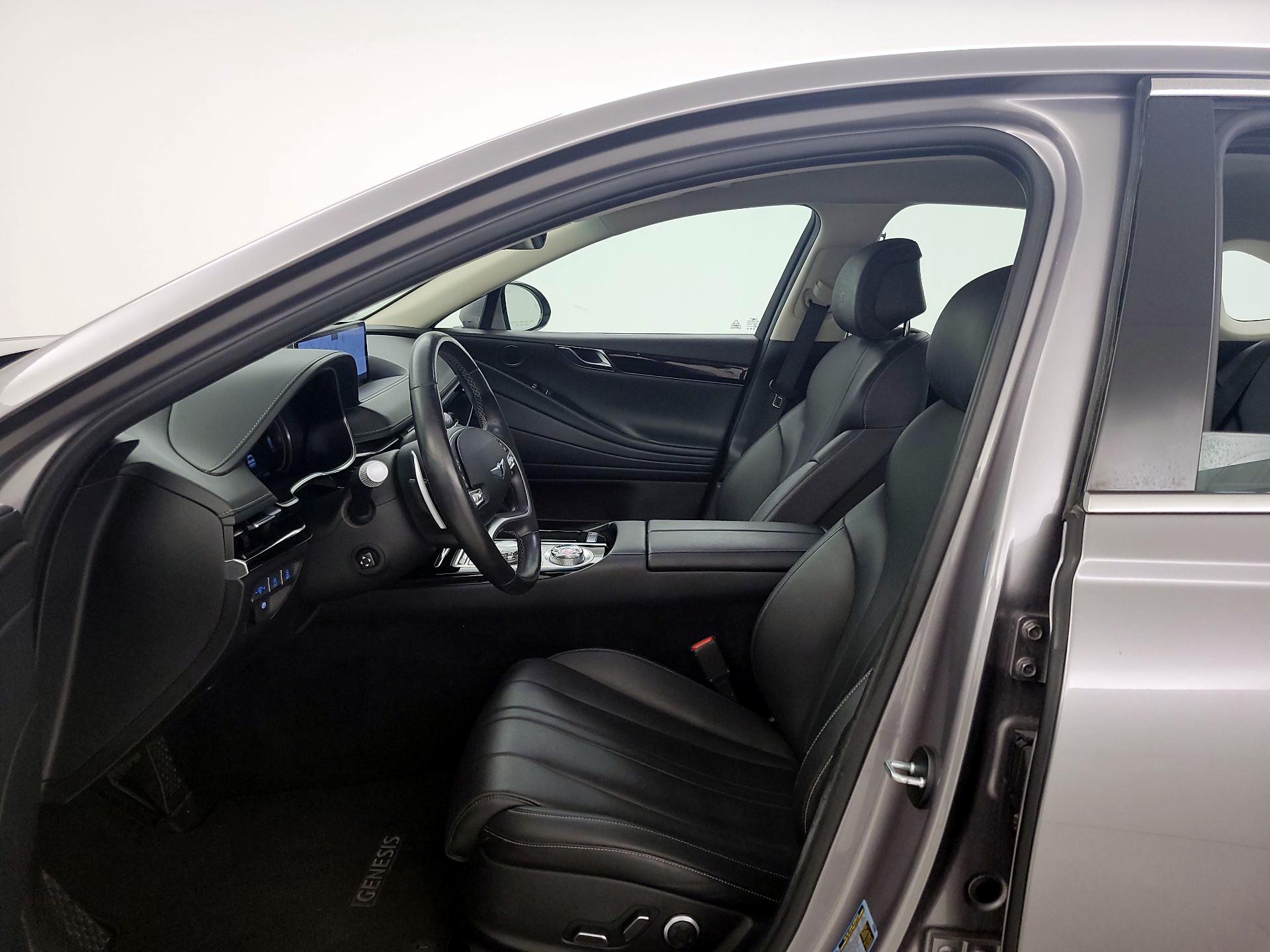 Thumbnail: 2023 Genesis G80 - 11