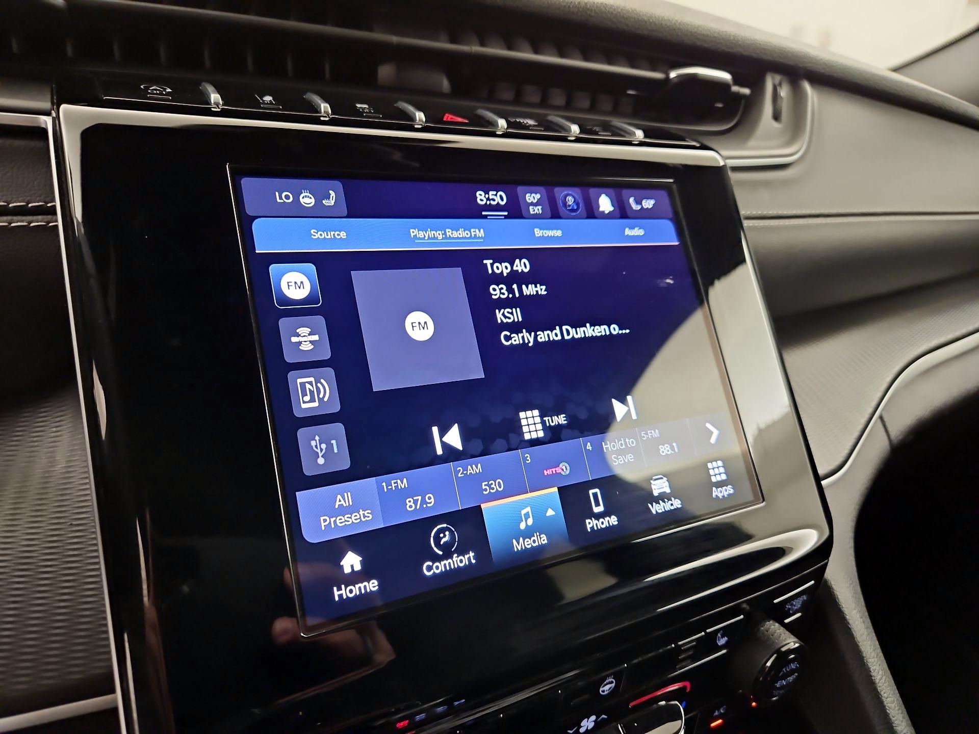 Thumbnail: 2024 Jeep Grand Cherokee - 15