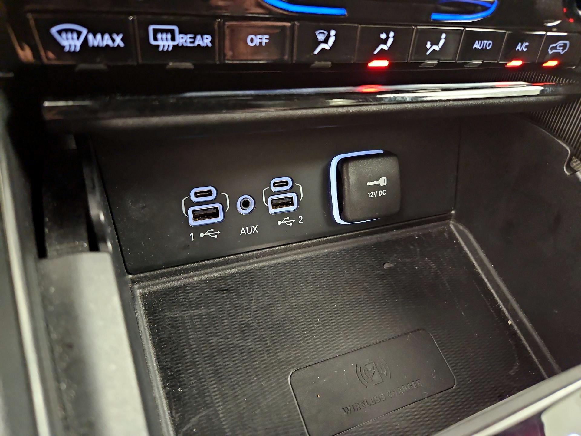 Thumbnail: 2024 Jeep Grand Cherokee - 18