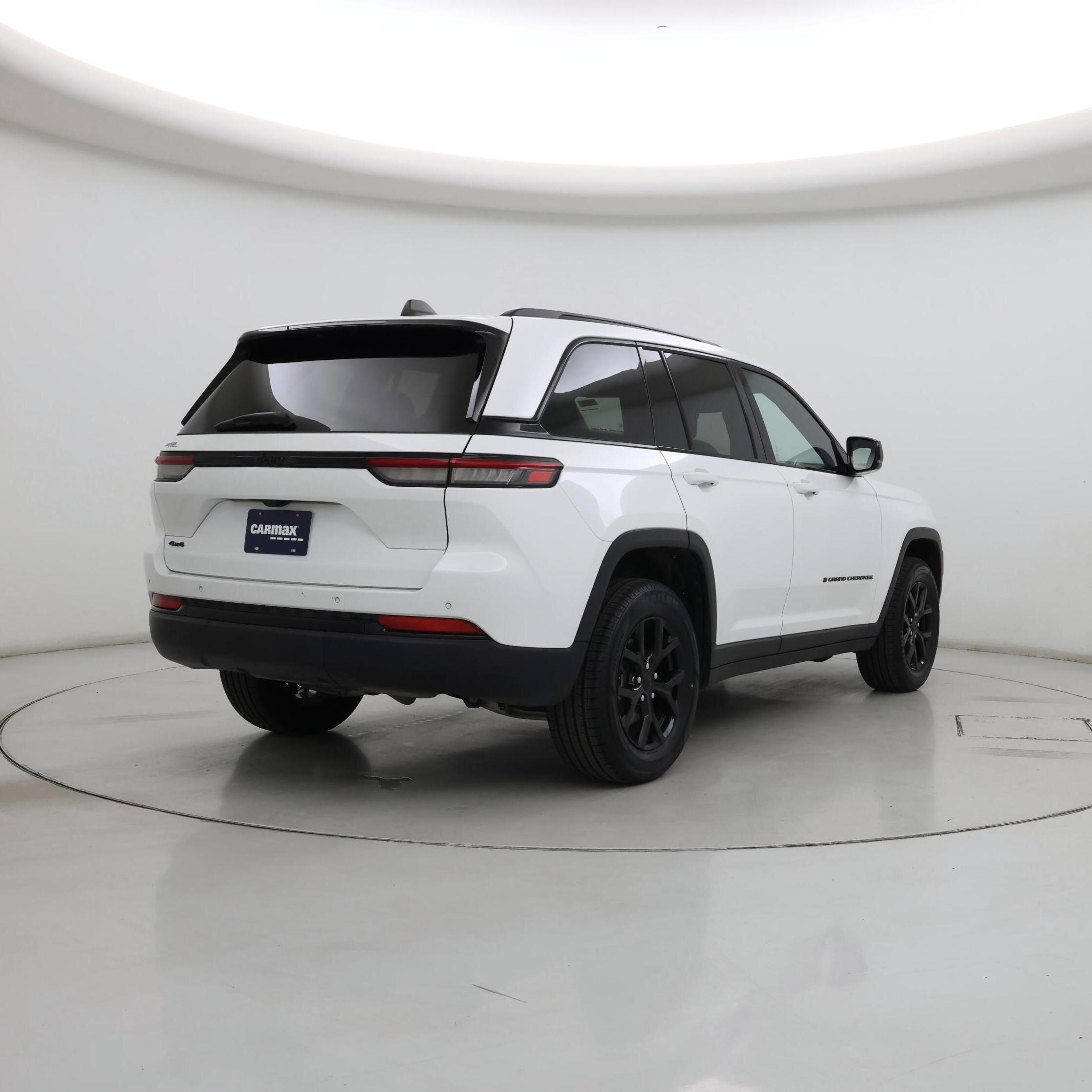 Thumbnail: 2024 Jeep Grand Cherokee - 8