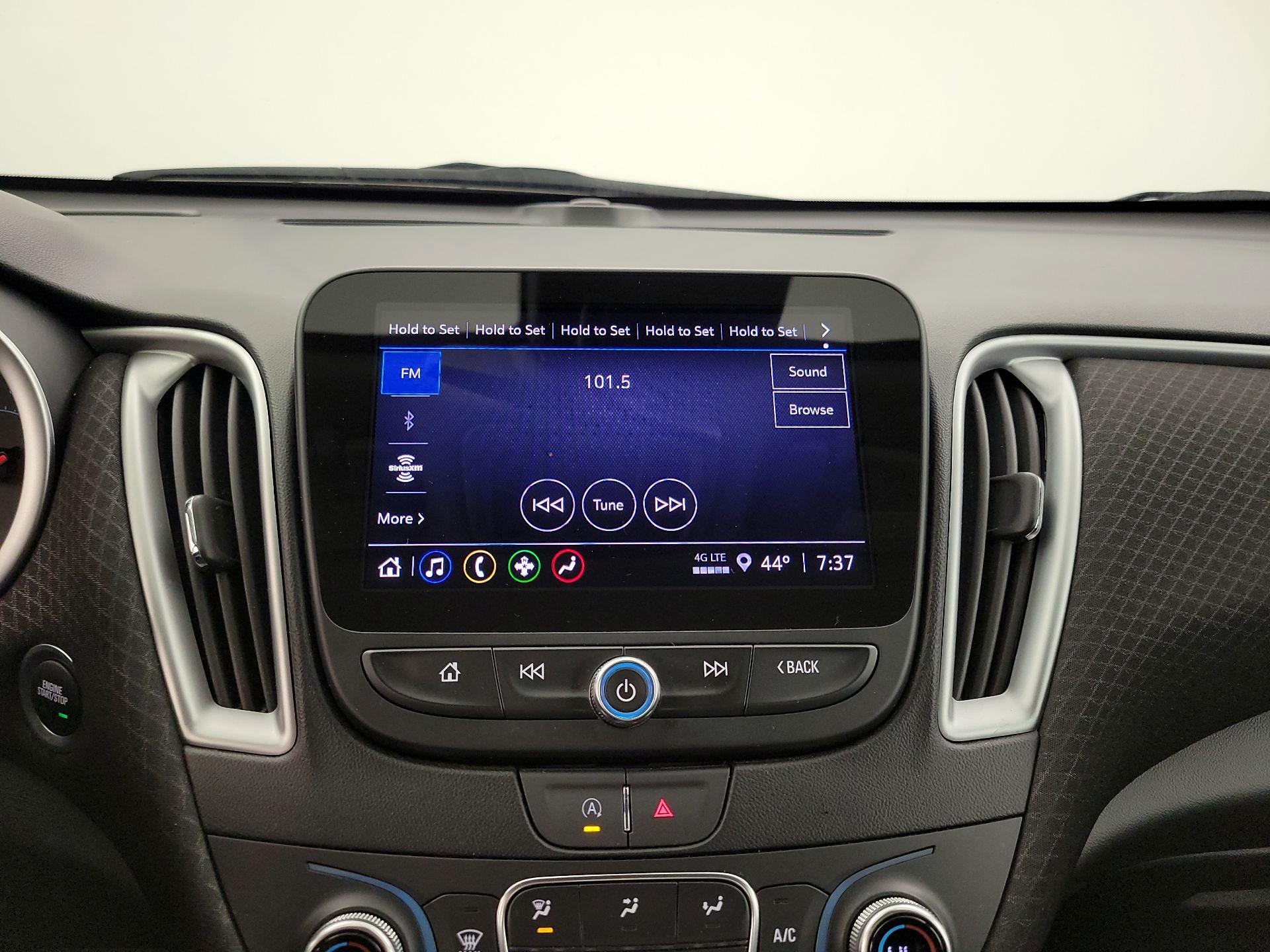 Thumbnail: 2023 Chevrolet Malibu - 15