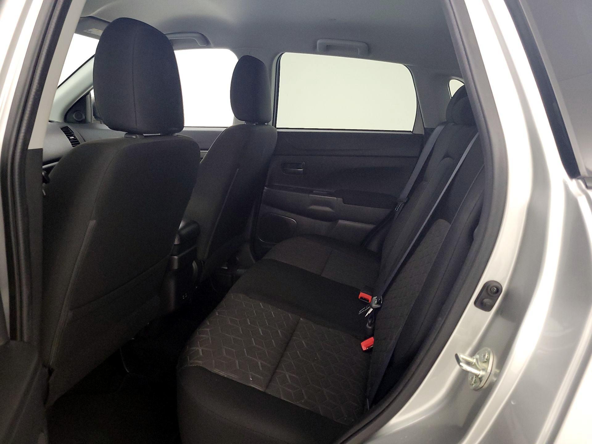 Thumbnail: 2022 Mitsubishi Outlander Sport - 19