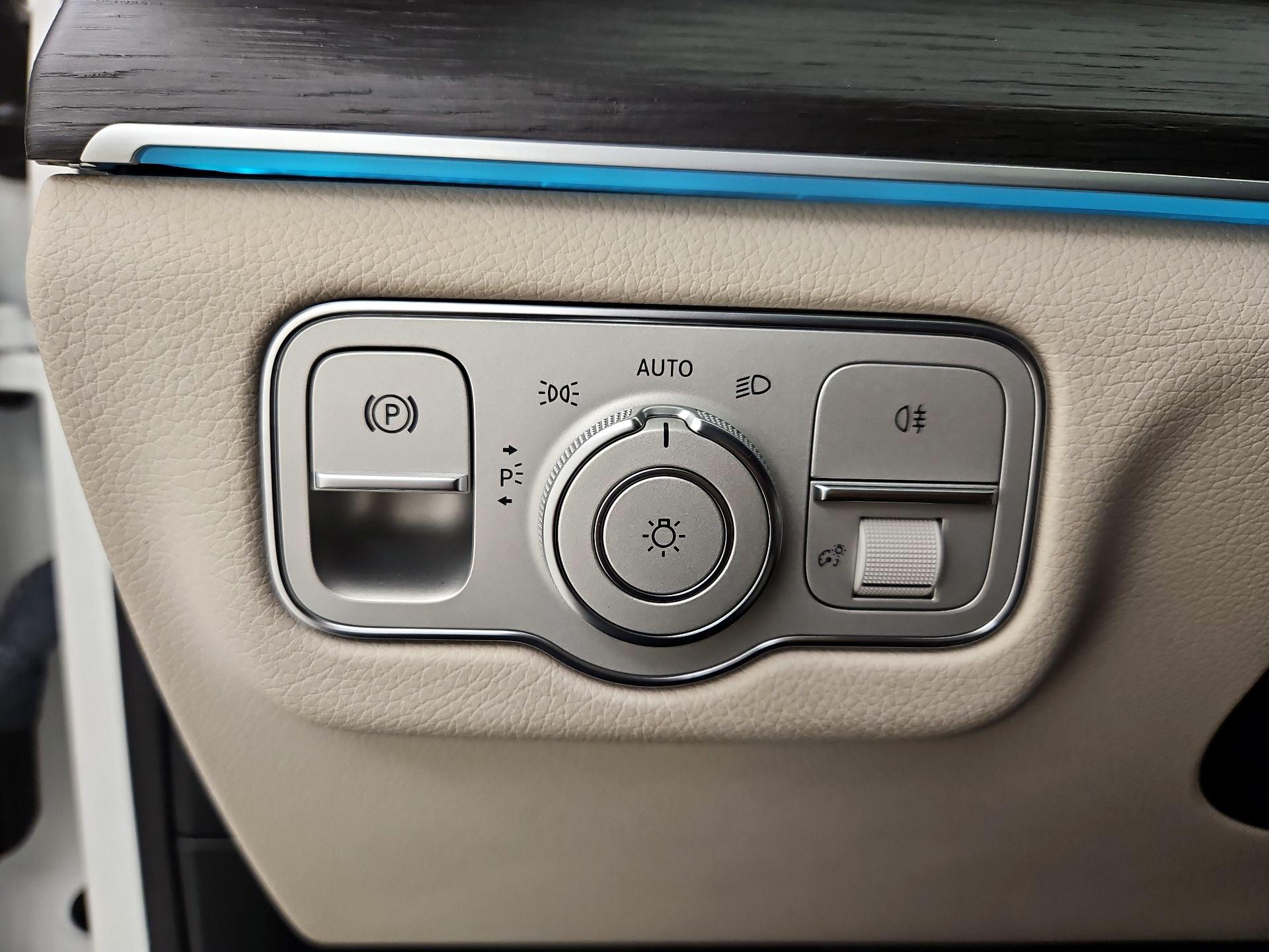 Thumbnail: 2021 Mercedes-Benz GLE - 13