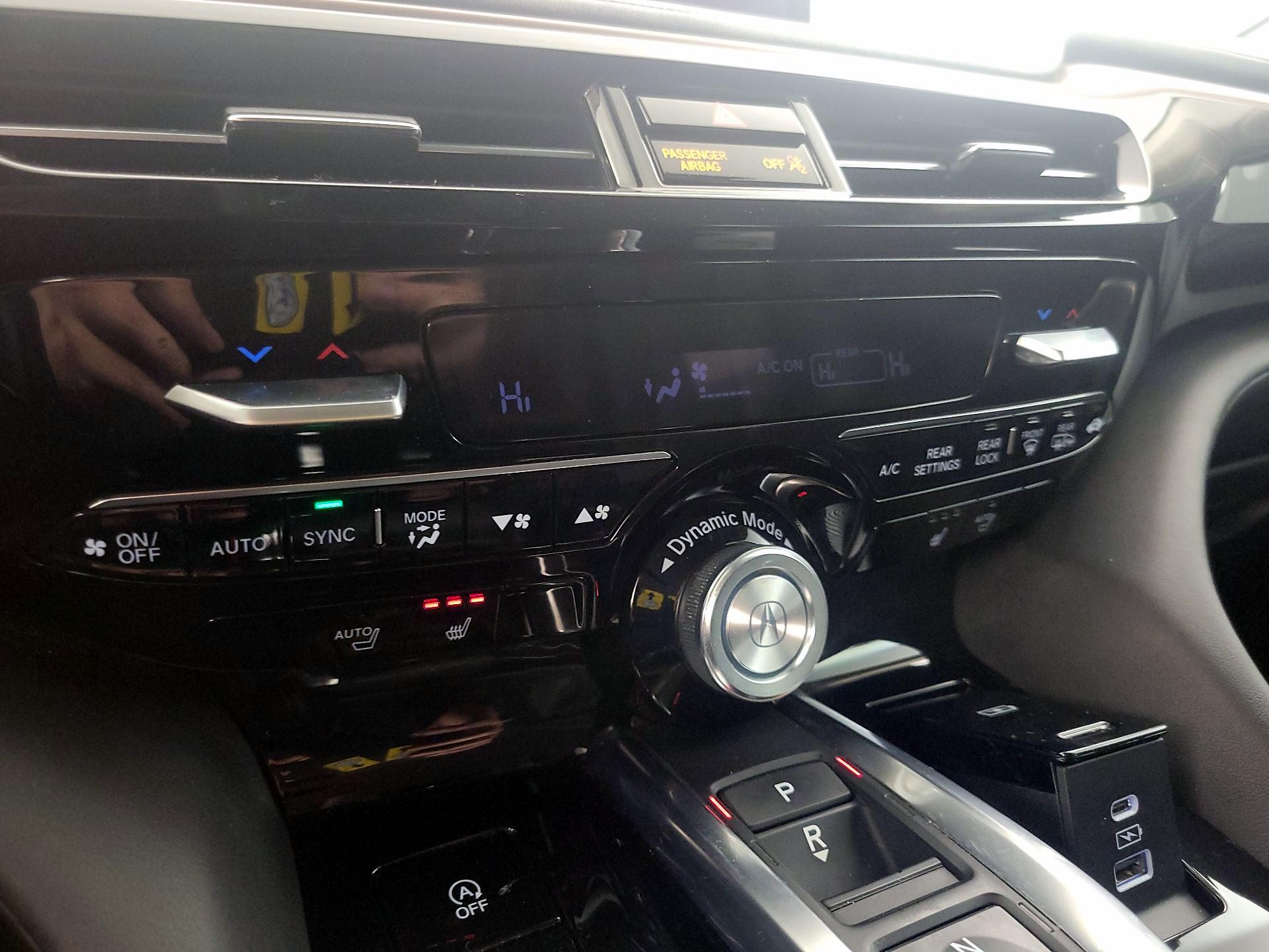 Thumbnail: 2022 Acura MDX - 17