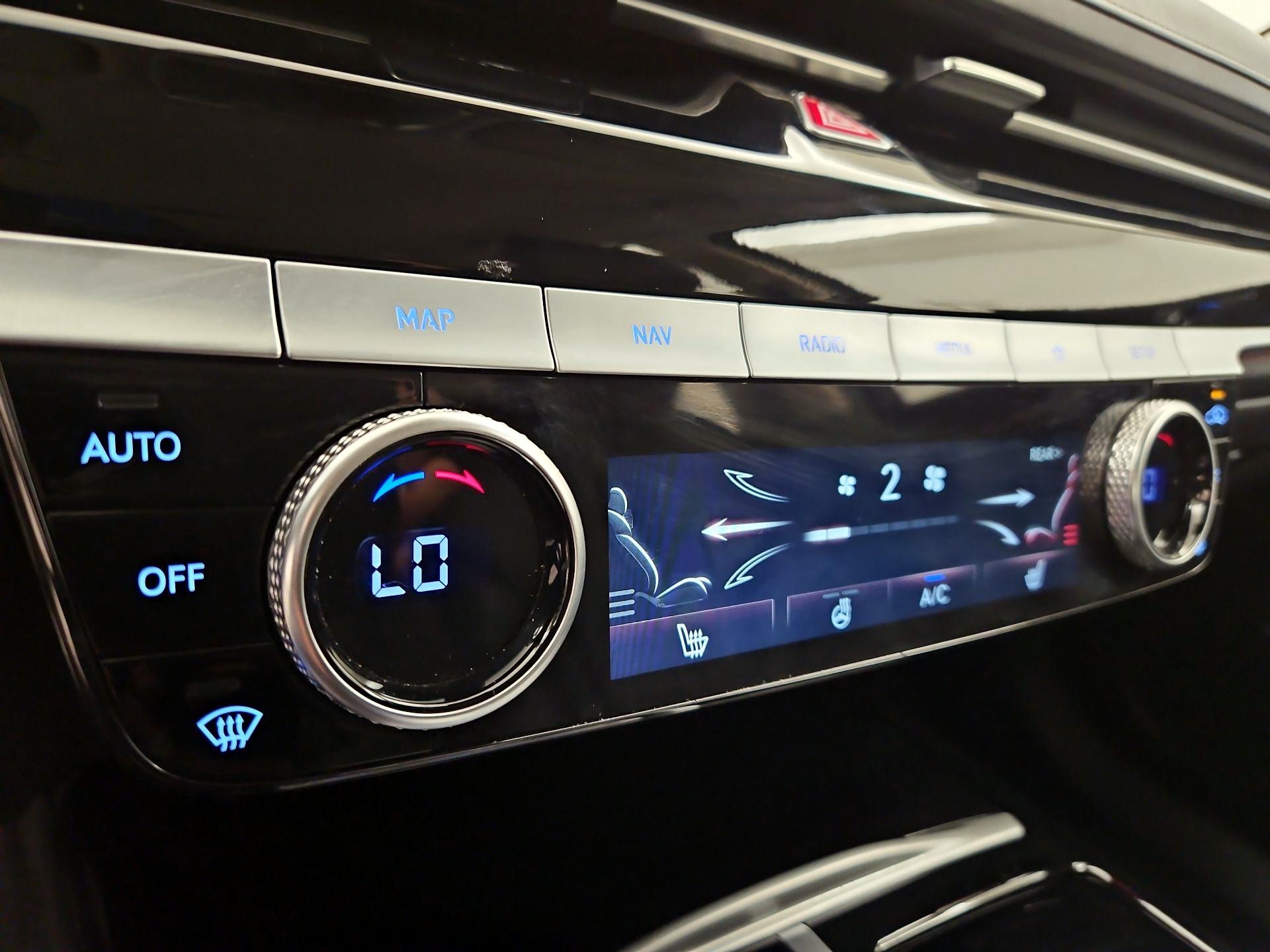 Thumbnail: 2023 Genesis G80 - 17