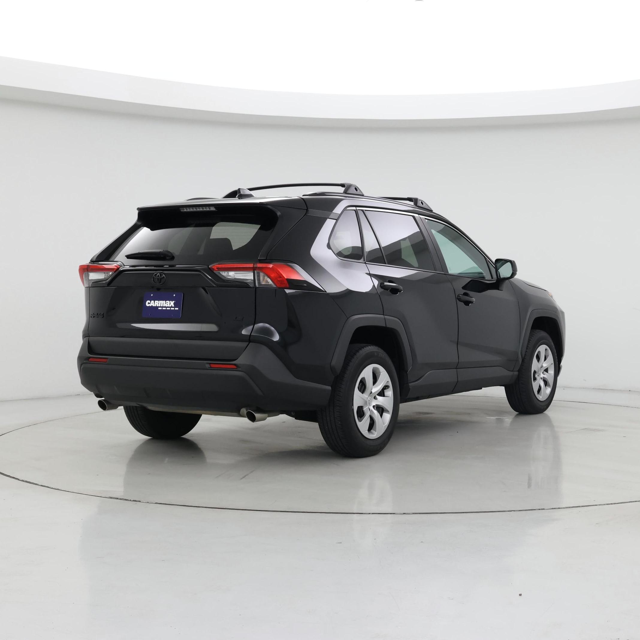 Thumbnail: 2021 Toyota RAV4 - 8