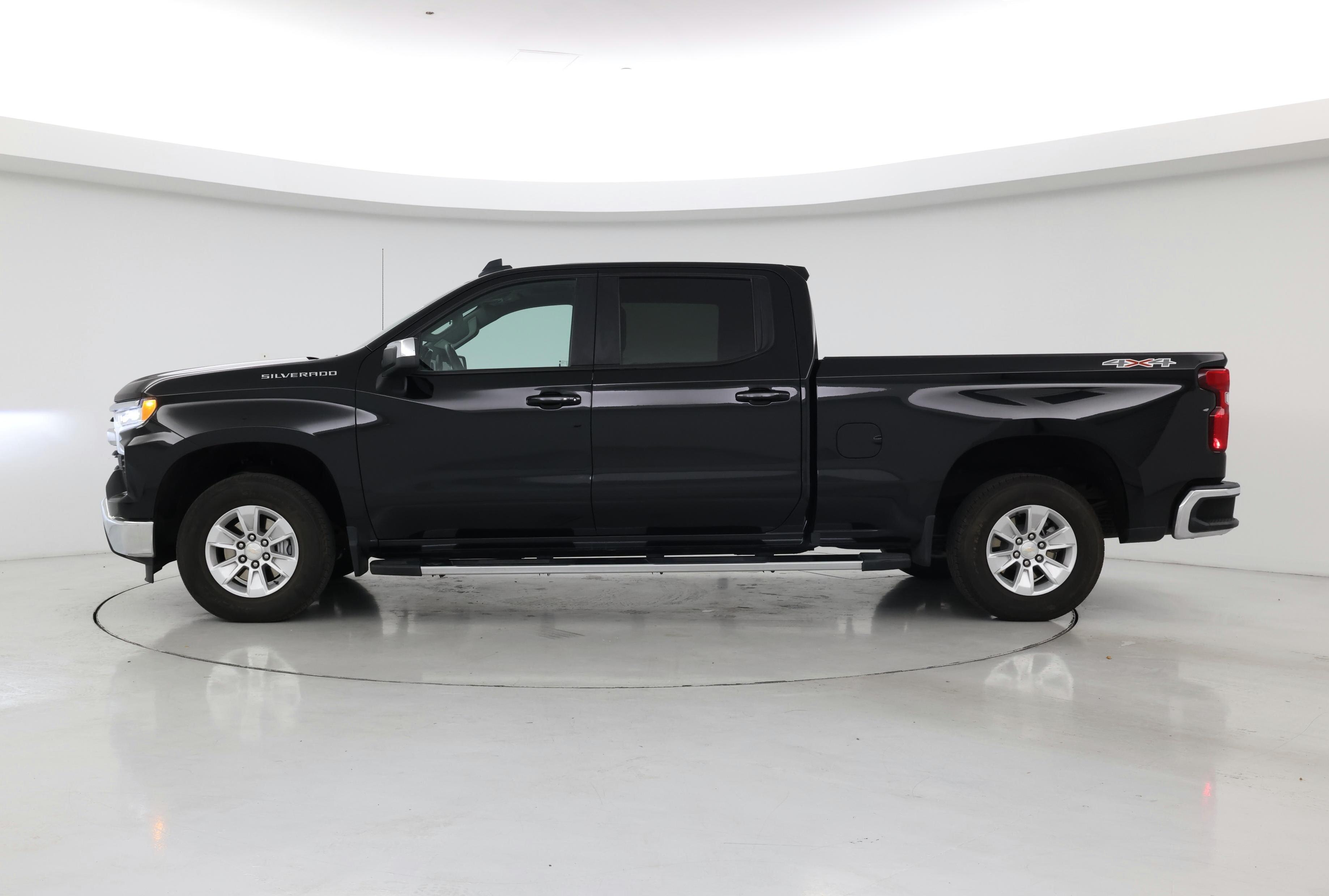 Thumbnail: 2024 Chevrolet Silverado 1500 - 3