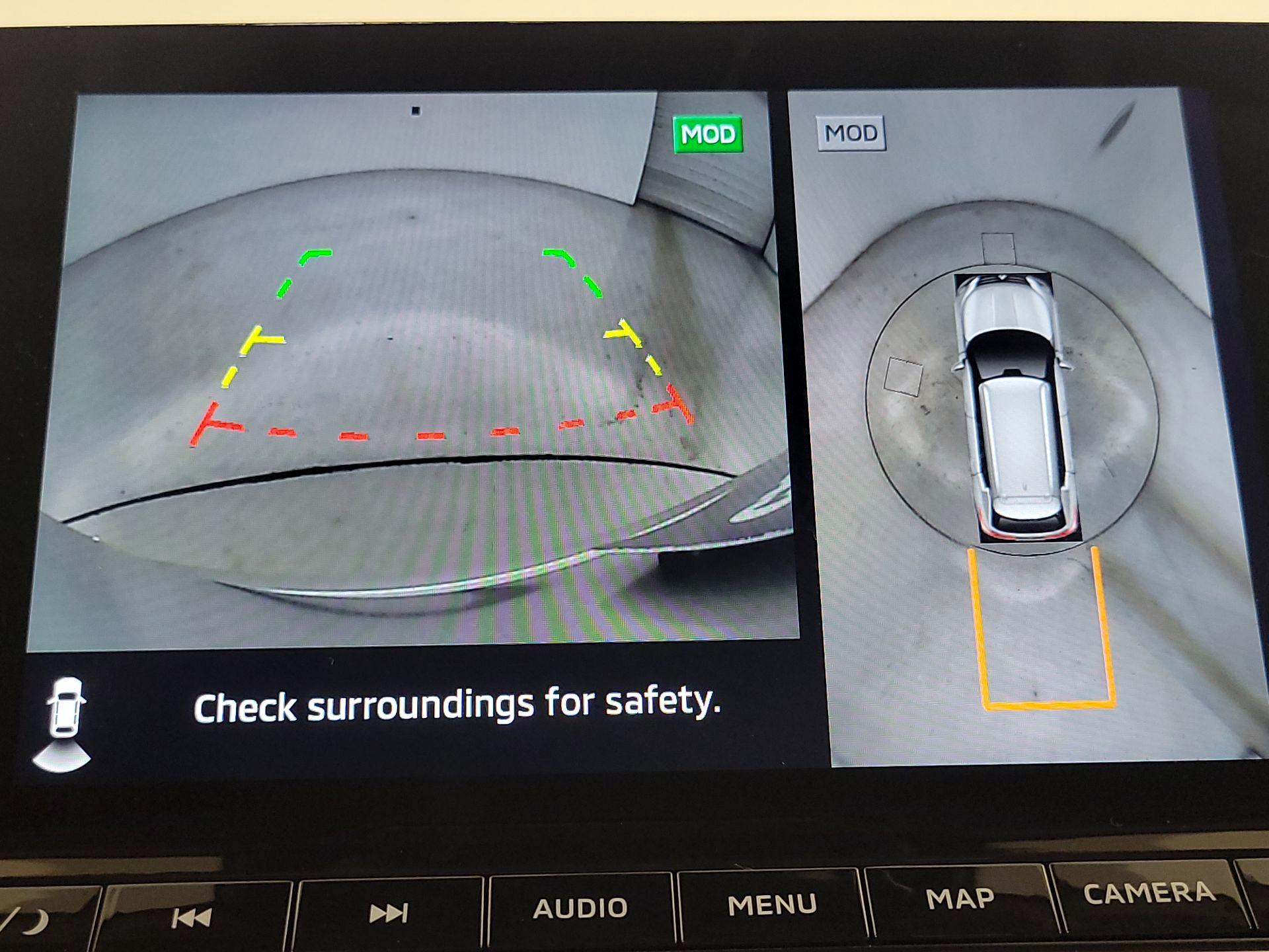 Thumbnail: 2024 Mitsubishi Outlander - 15