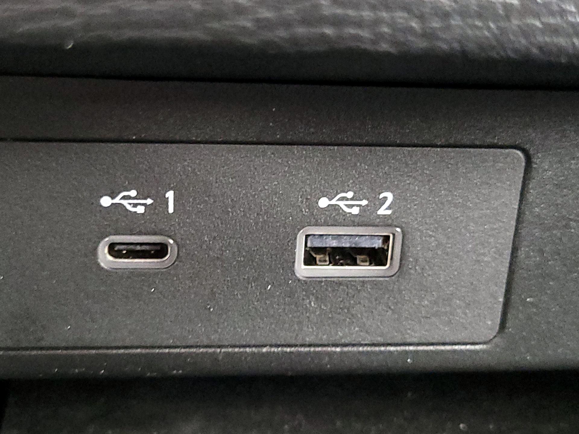 Thumbnail: 2024 Mitsubishi Outlander - 19