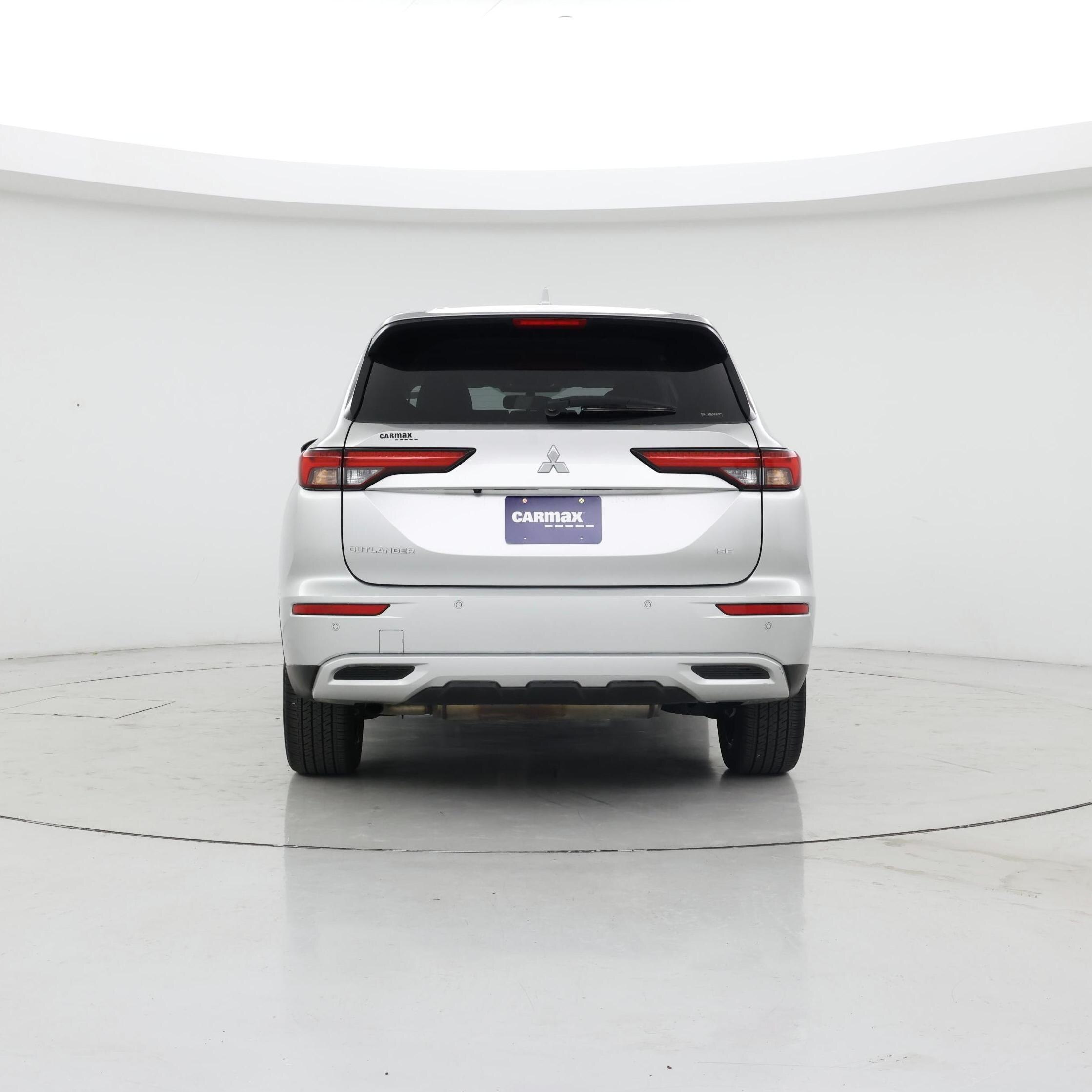 Thumbnail: 2024 Mitsubishi Outlander - 6