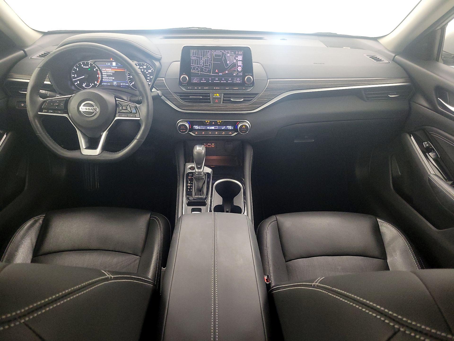 Thumbnail: 2020 Nissan Altima - 9