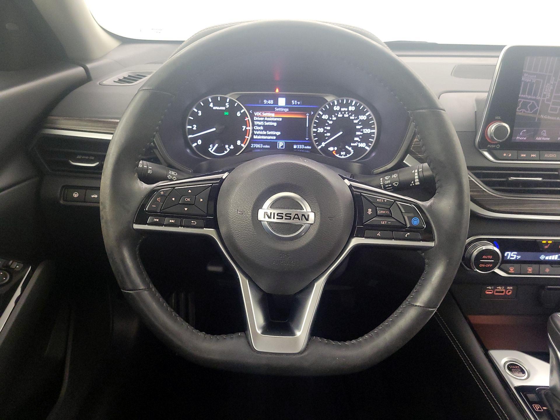 Thumbnail: 2020 Nissan Altima - 10