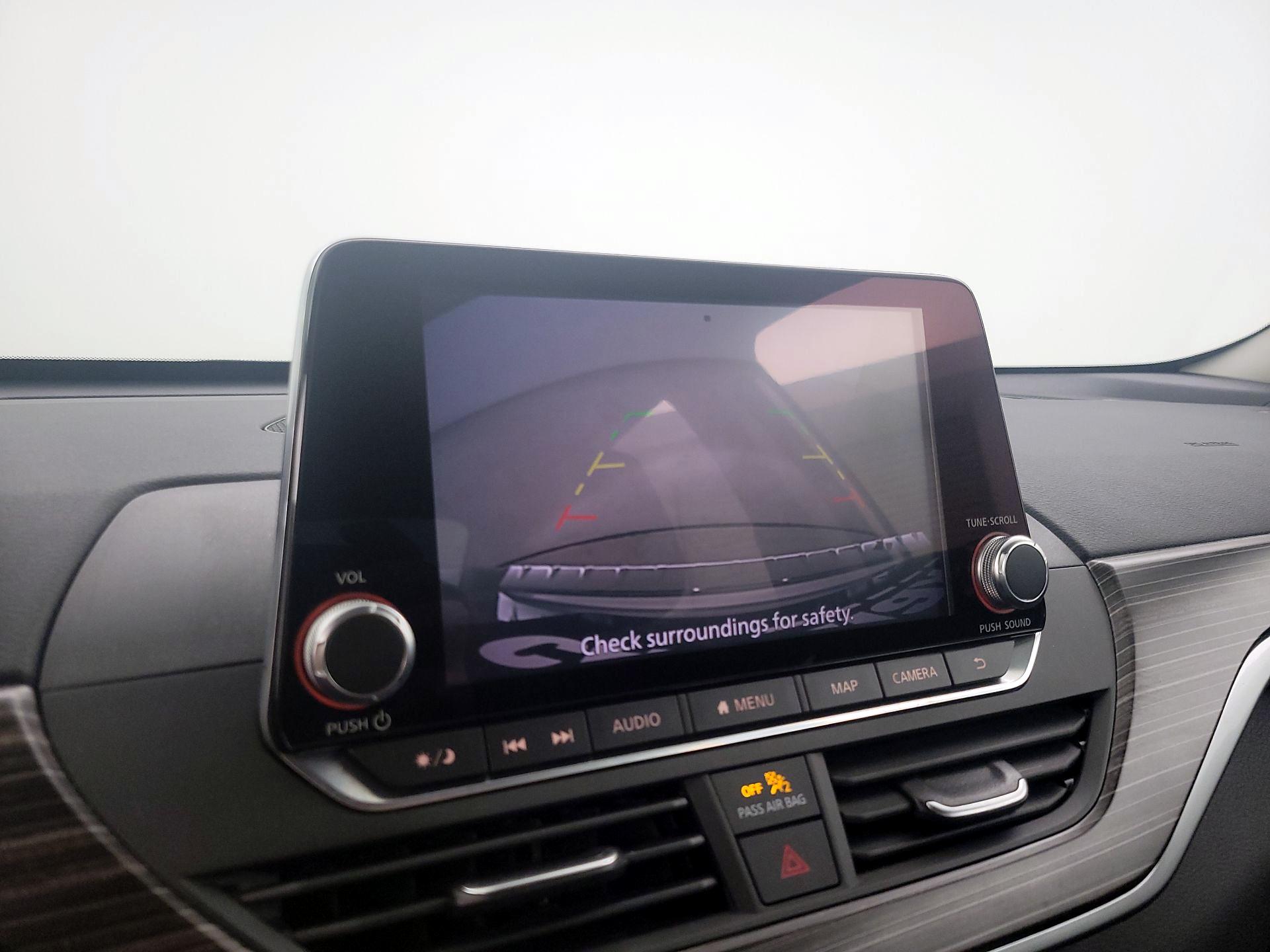 Thumbnail: 2020 Nissan Altima - 15