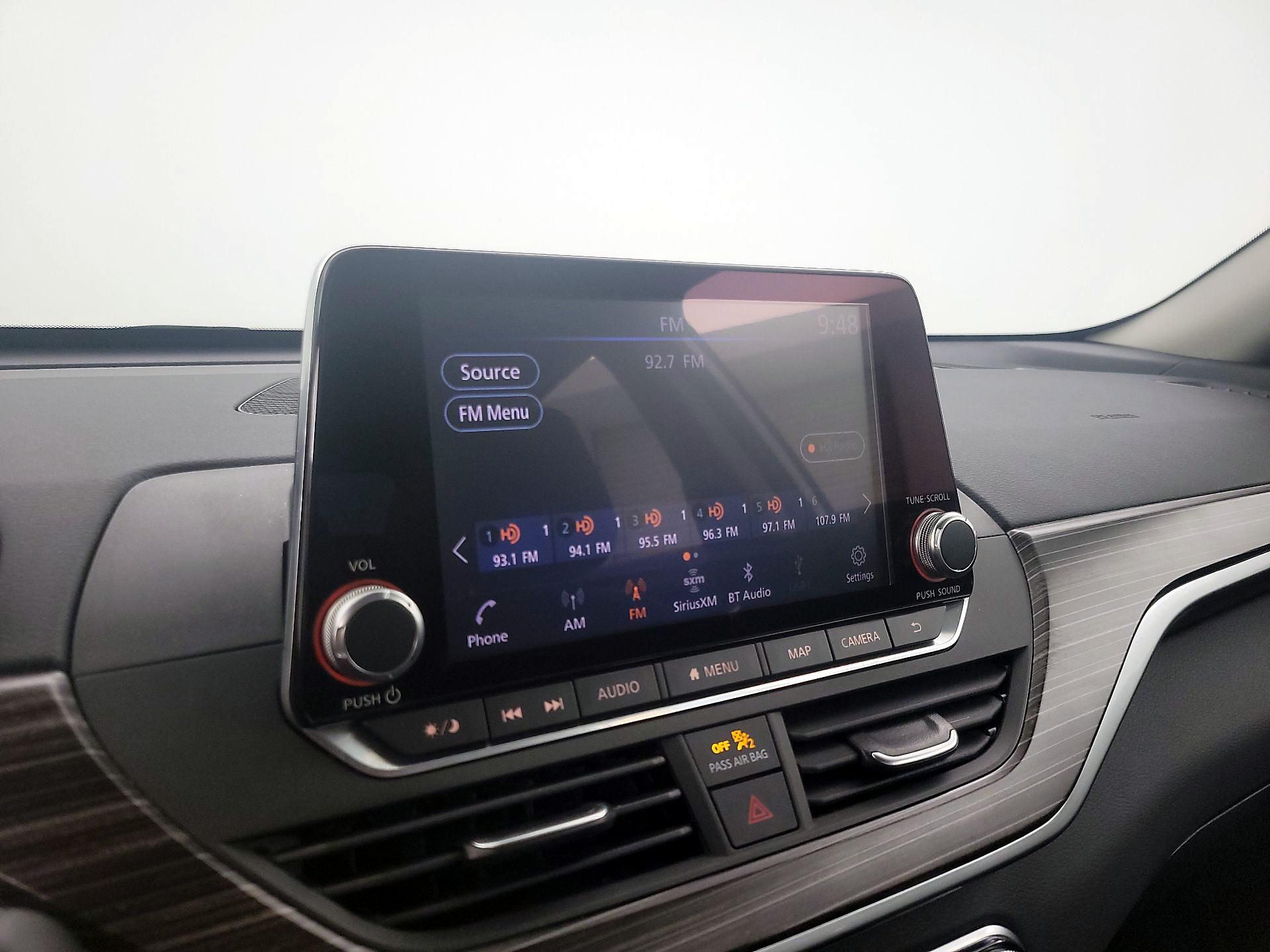 Thumbnail: 2020 Nissan Altima - 16