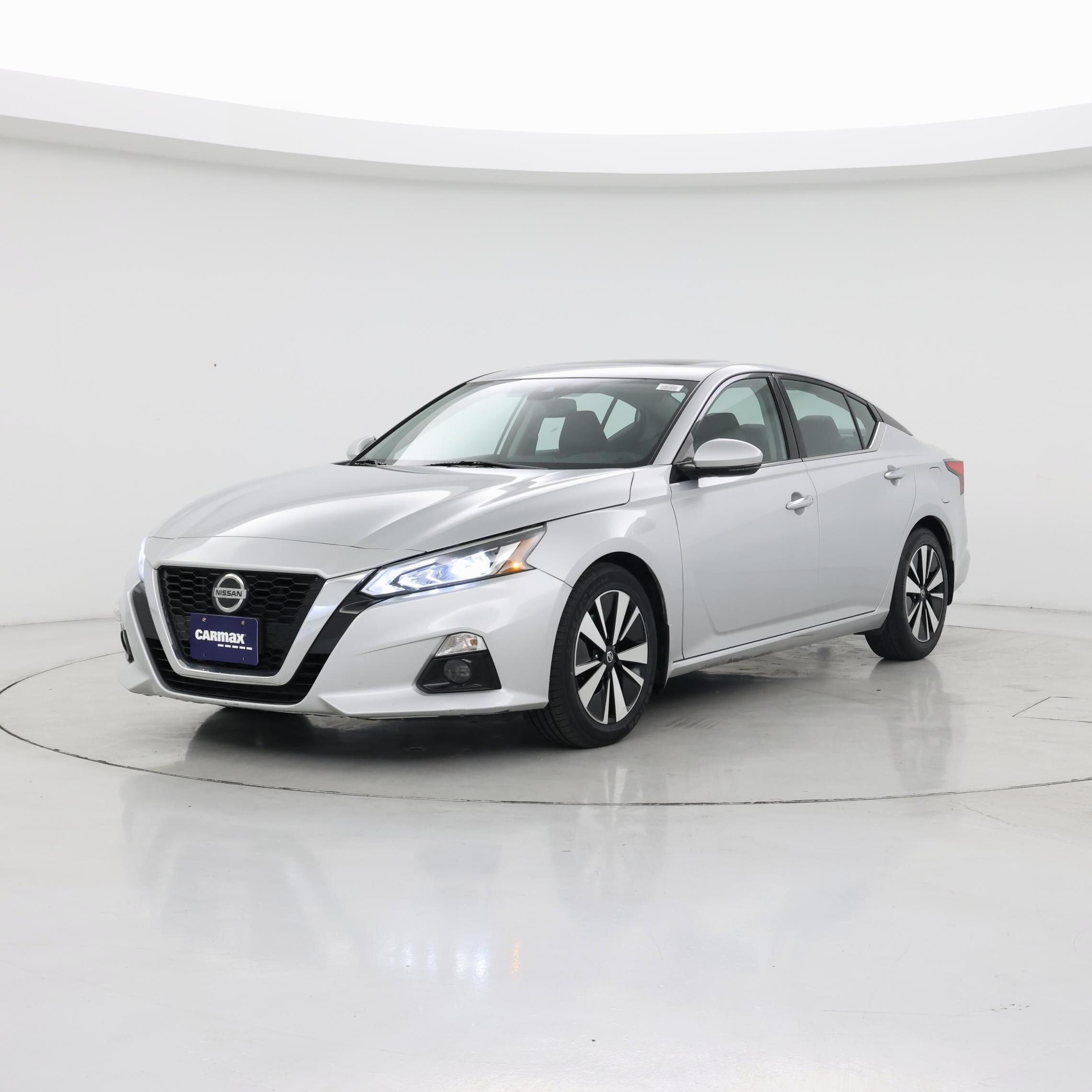 Thumbnail: 2020 Nissan Altima - 4