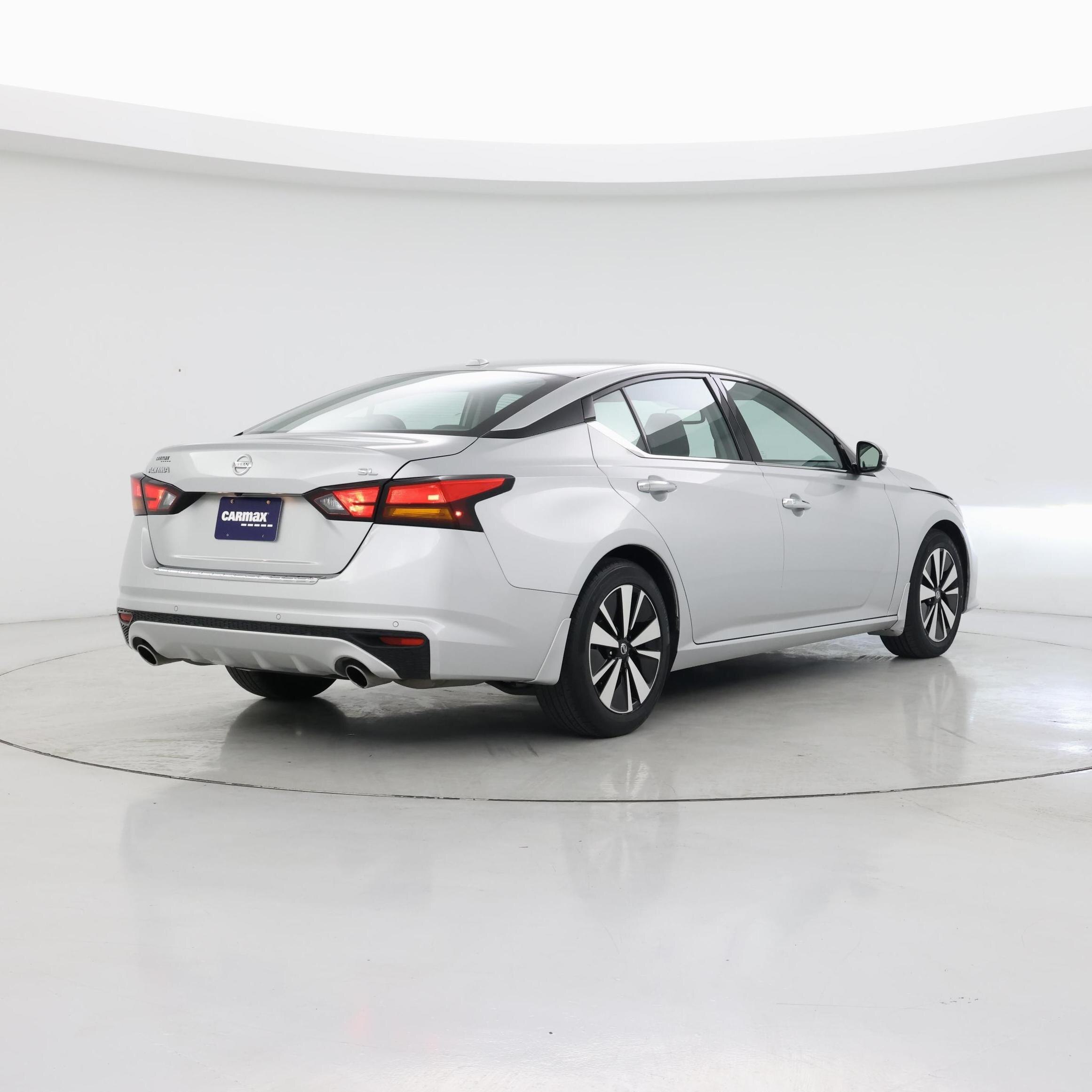 Thumbnail: 2020 Nissan Altima - 8