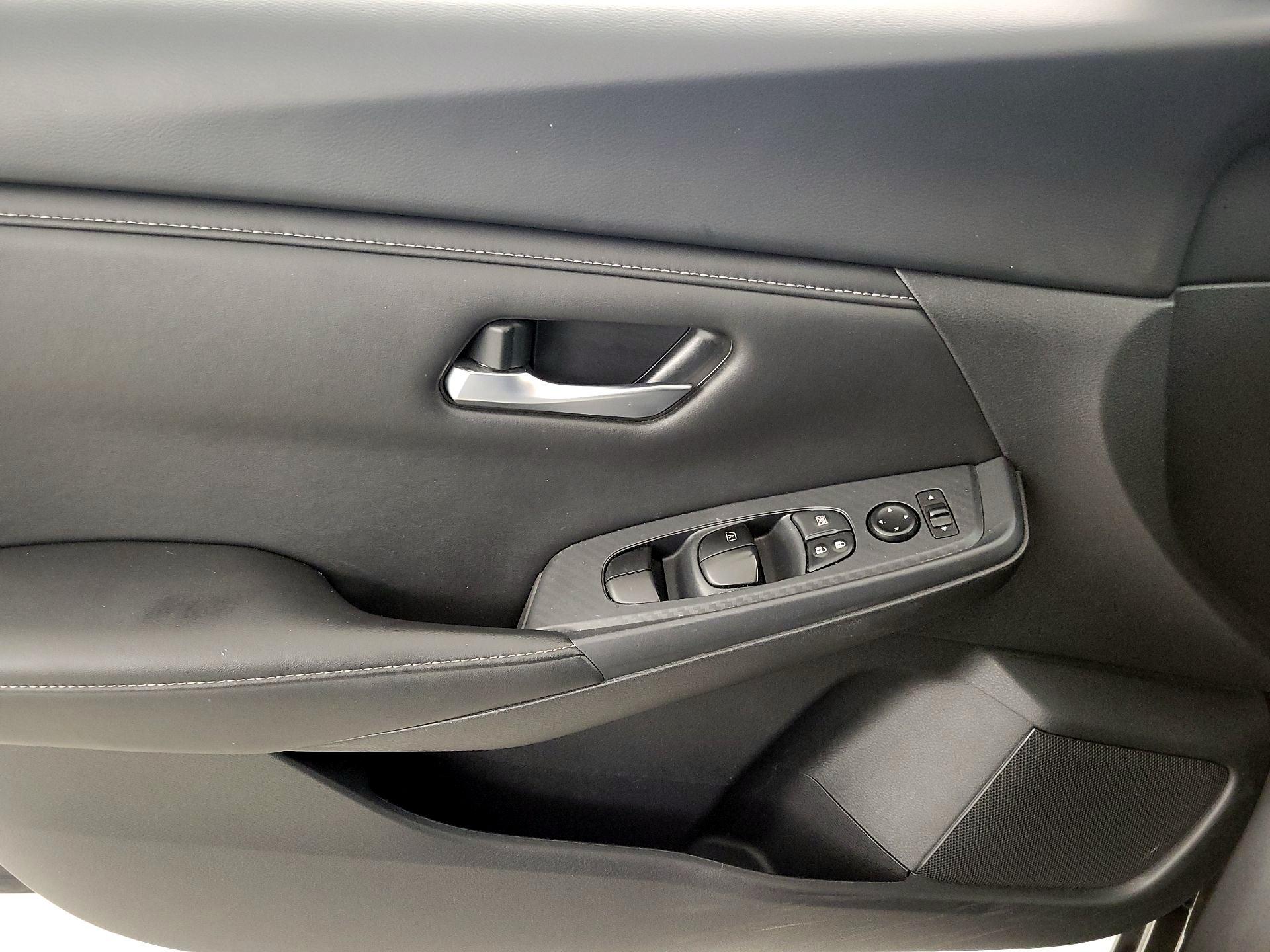 Thumbnail: 2023 Nissan Sentra - 12