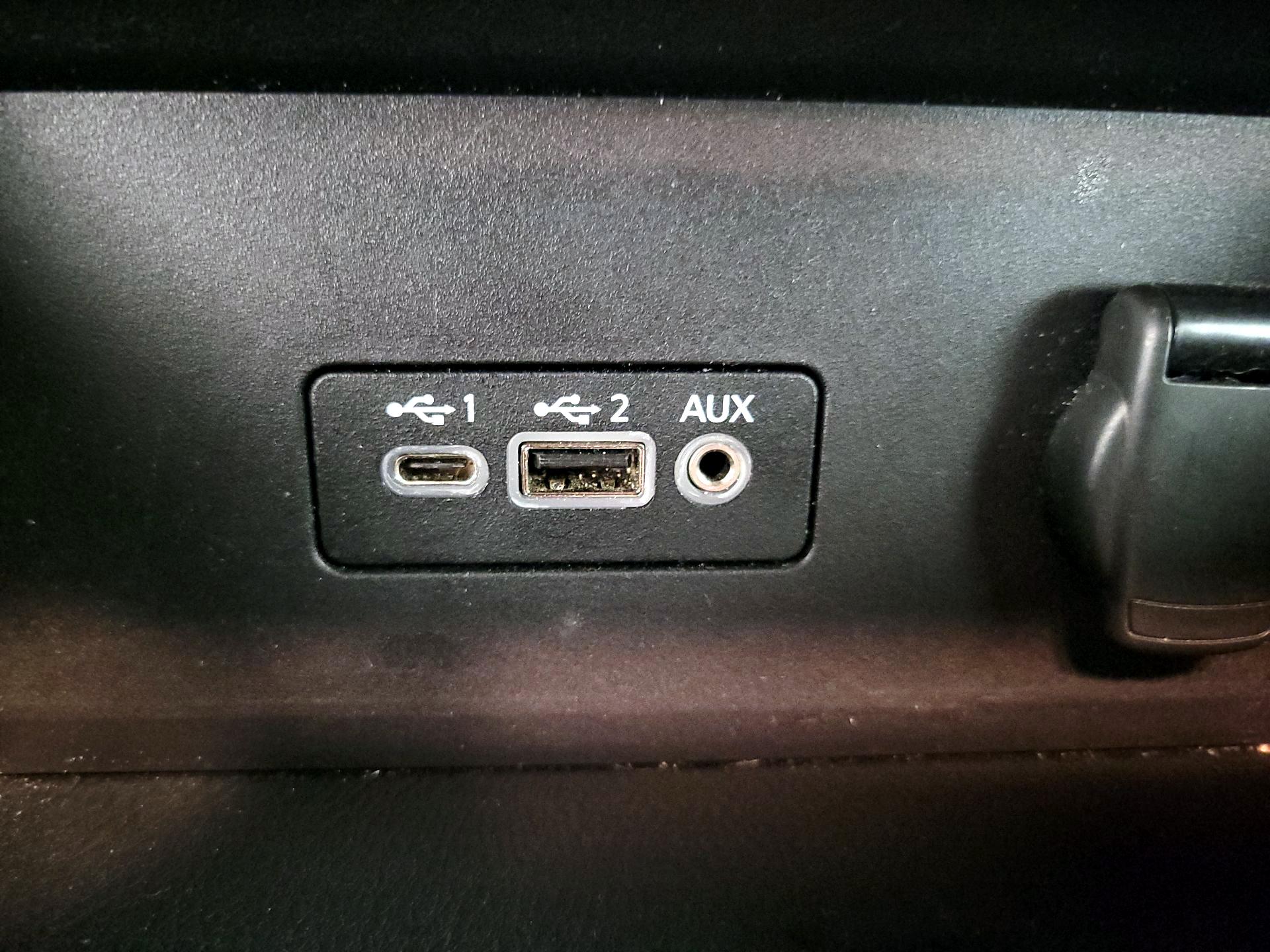 Thumbnail: 2023 Nissan Sentra - 18