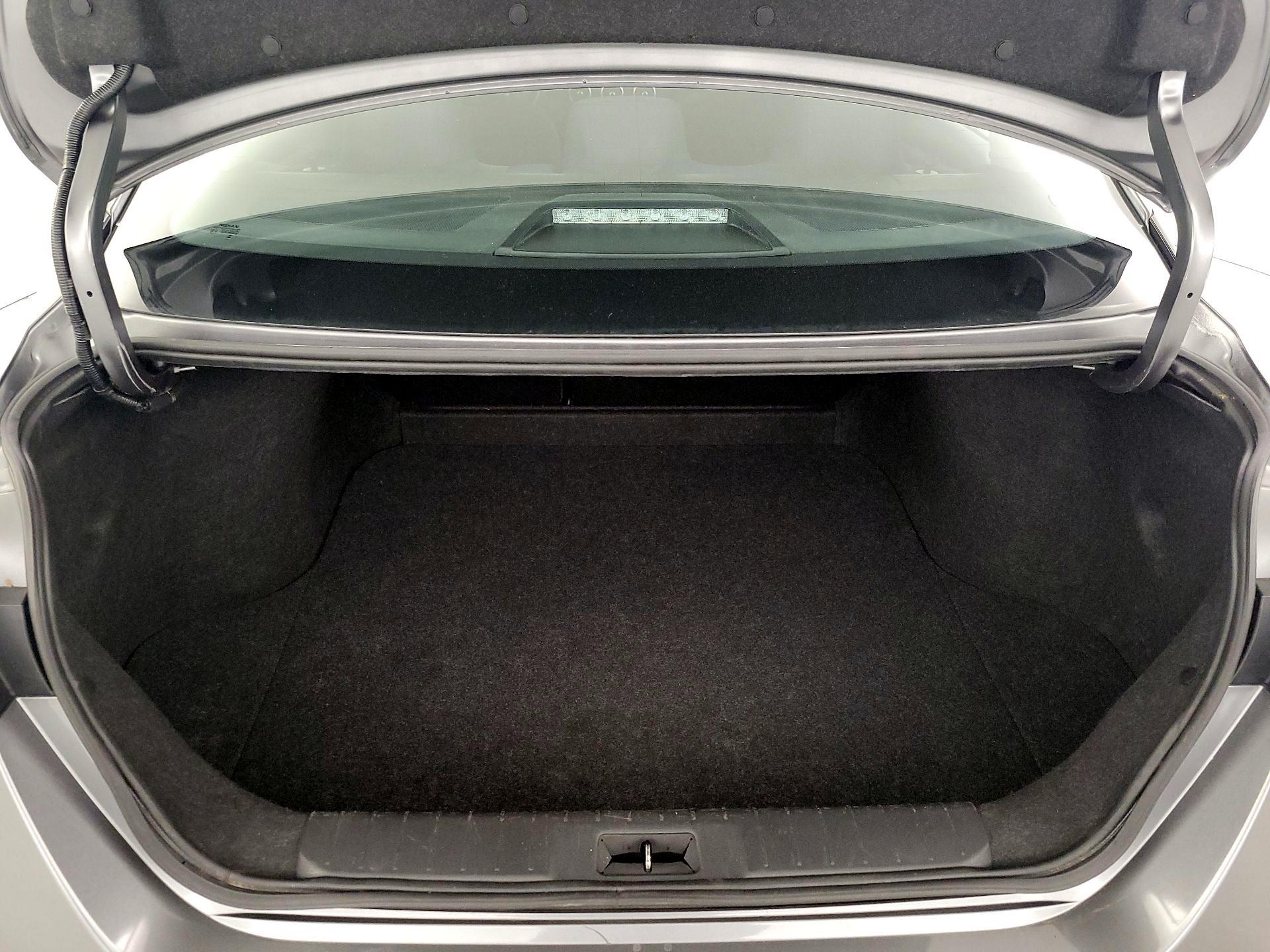 Thumbnail: 2023 Nissan Sentra - 20