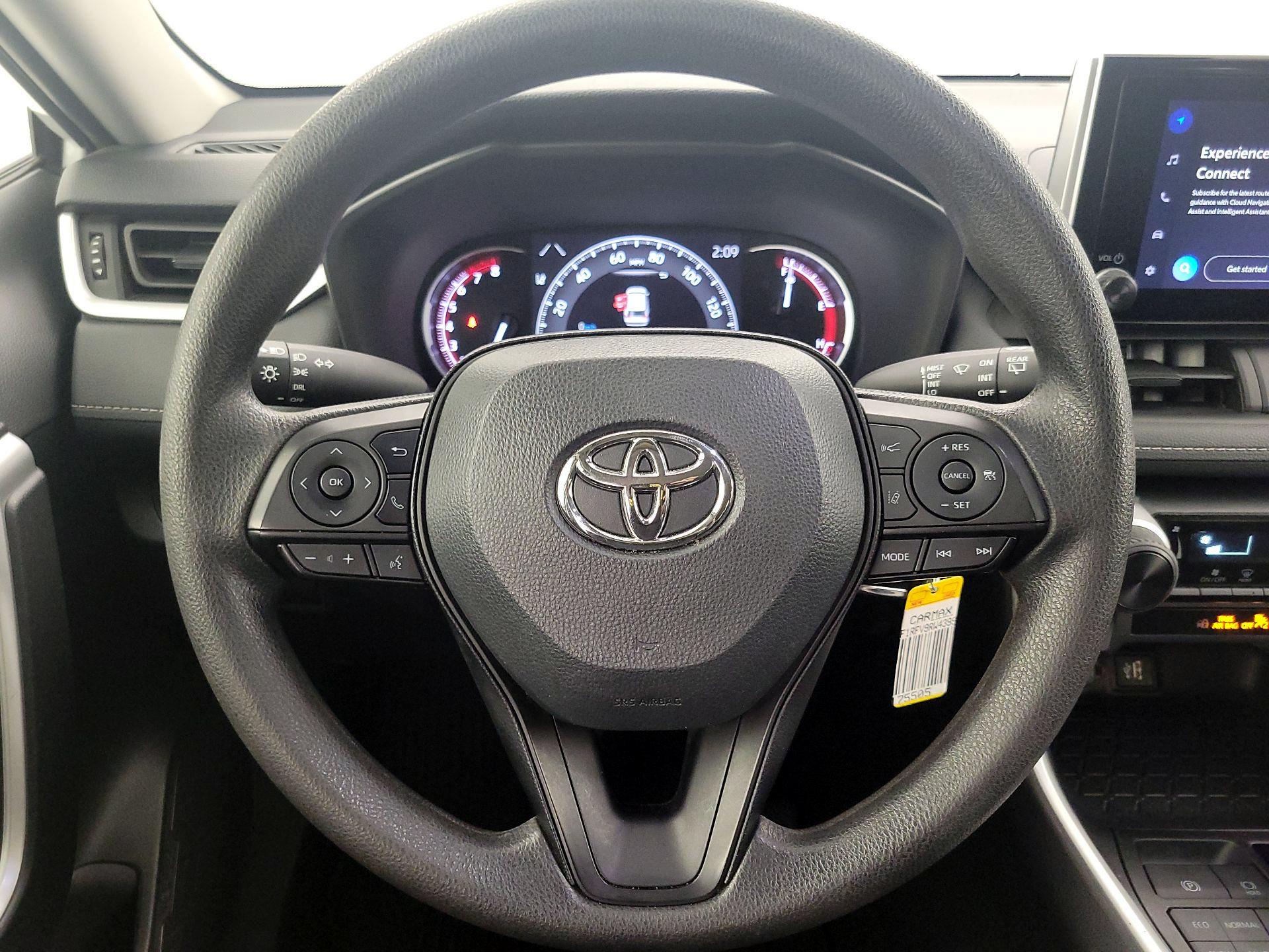 Thumbnail: 2024 Toyota RAV4 - 10