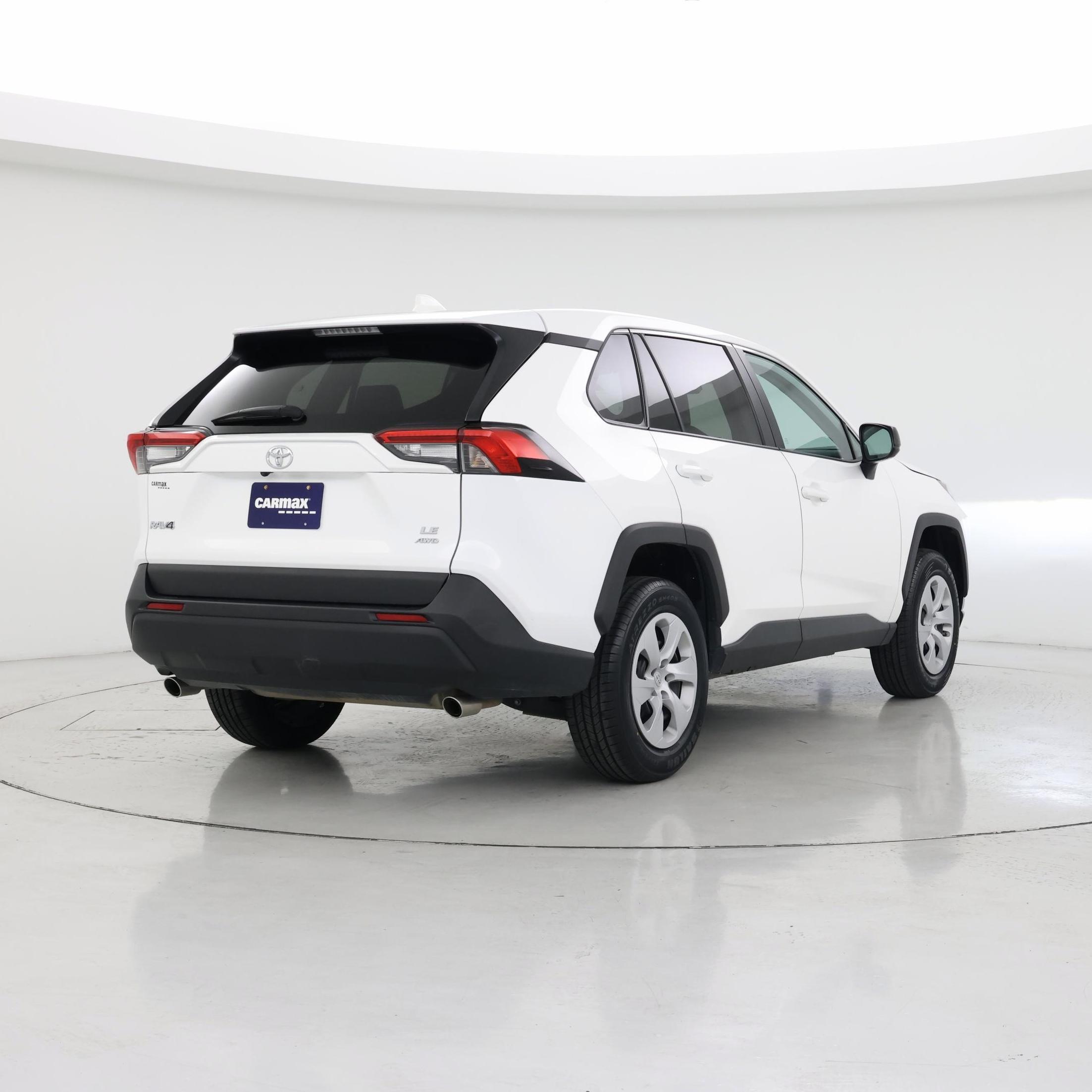 Thumbnail: 2024 Toyota RAV4 - 8