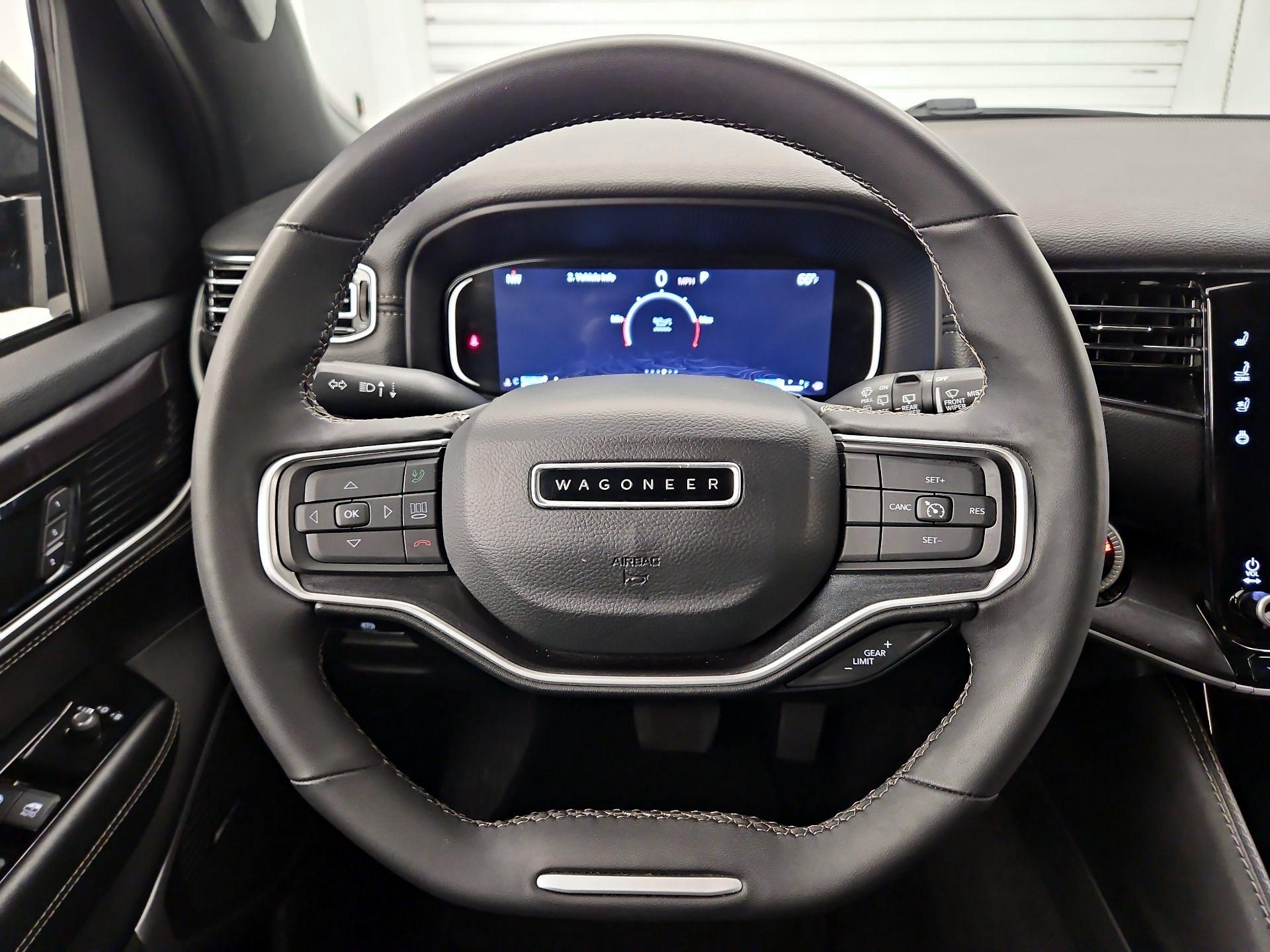 Thumbnail: 2024 Jeep Wagoneer - 10