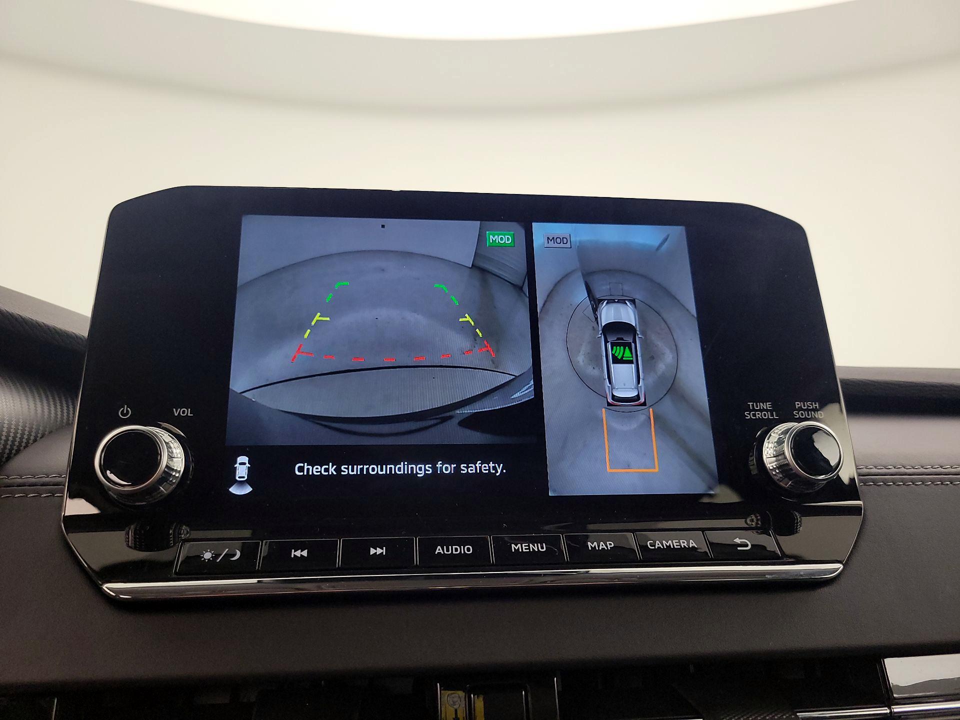 Thumbnail: 2024 Mitsubishi Outlander - 15