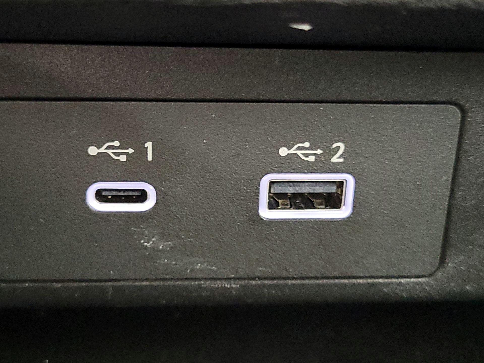 Thumbnail: 2024 Mitsubishi Outlander - 19