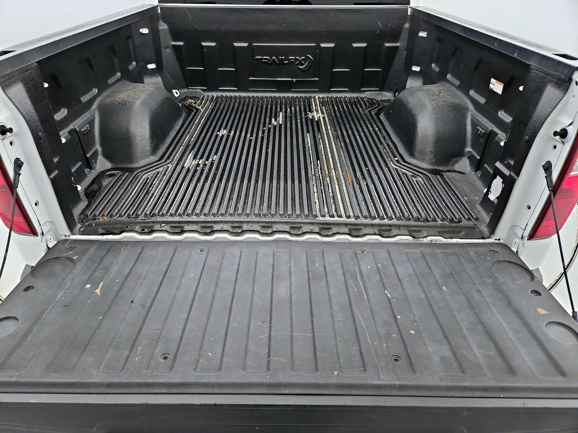 Thumbnail: 2024 Chevrolet Silverado 1500 - 20