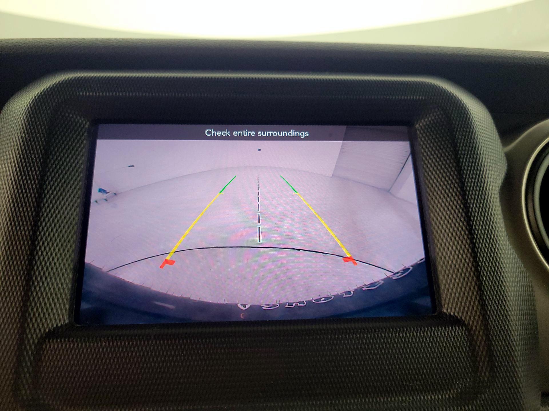 Thumbnail: 2020 Jeep Wrangler - 14