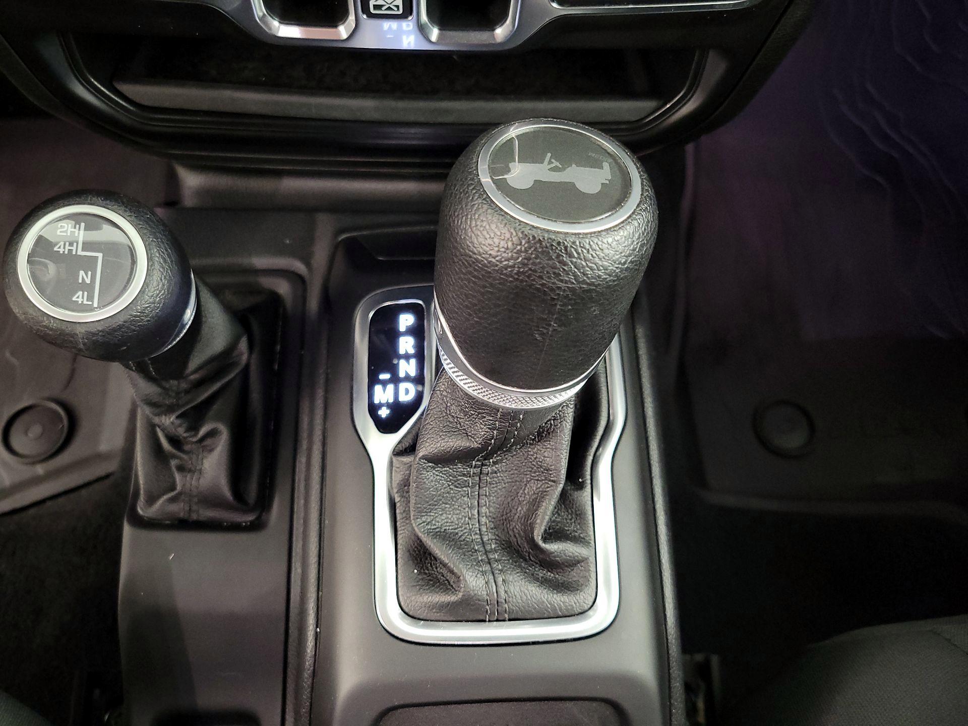 Thumbnail: 2020 Jeep Wrangler - 17