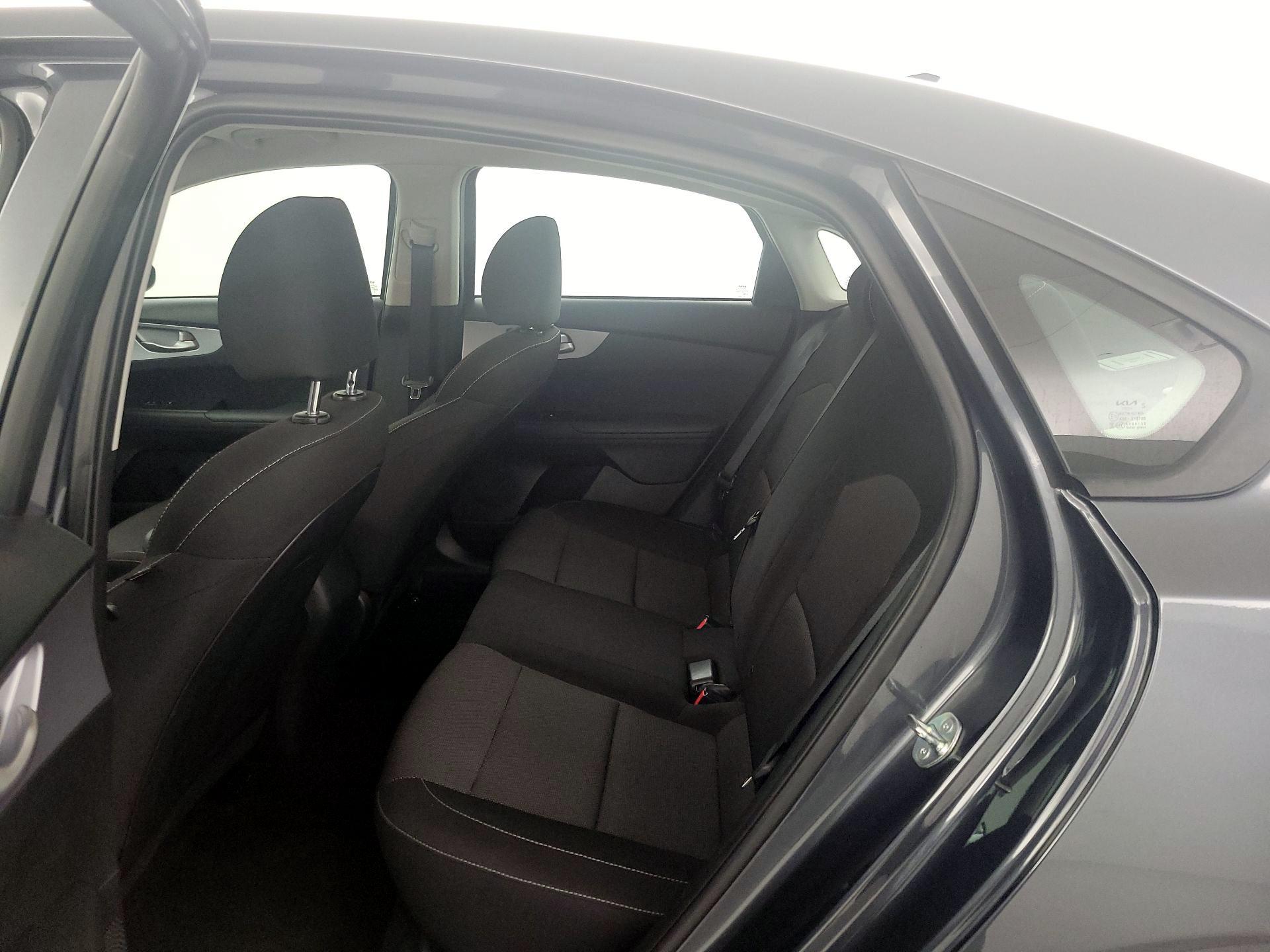 Thumbnail: 2024 Kia Forte - 19