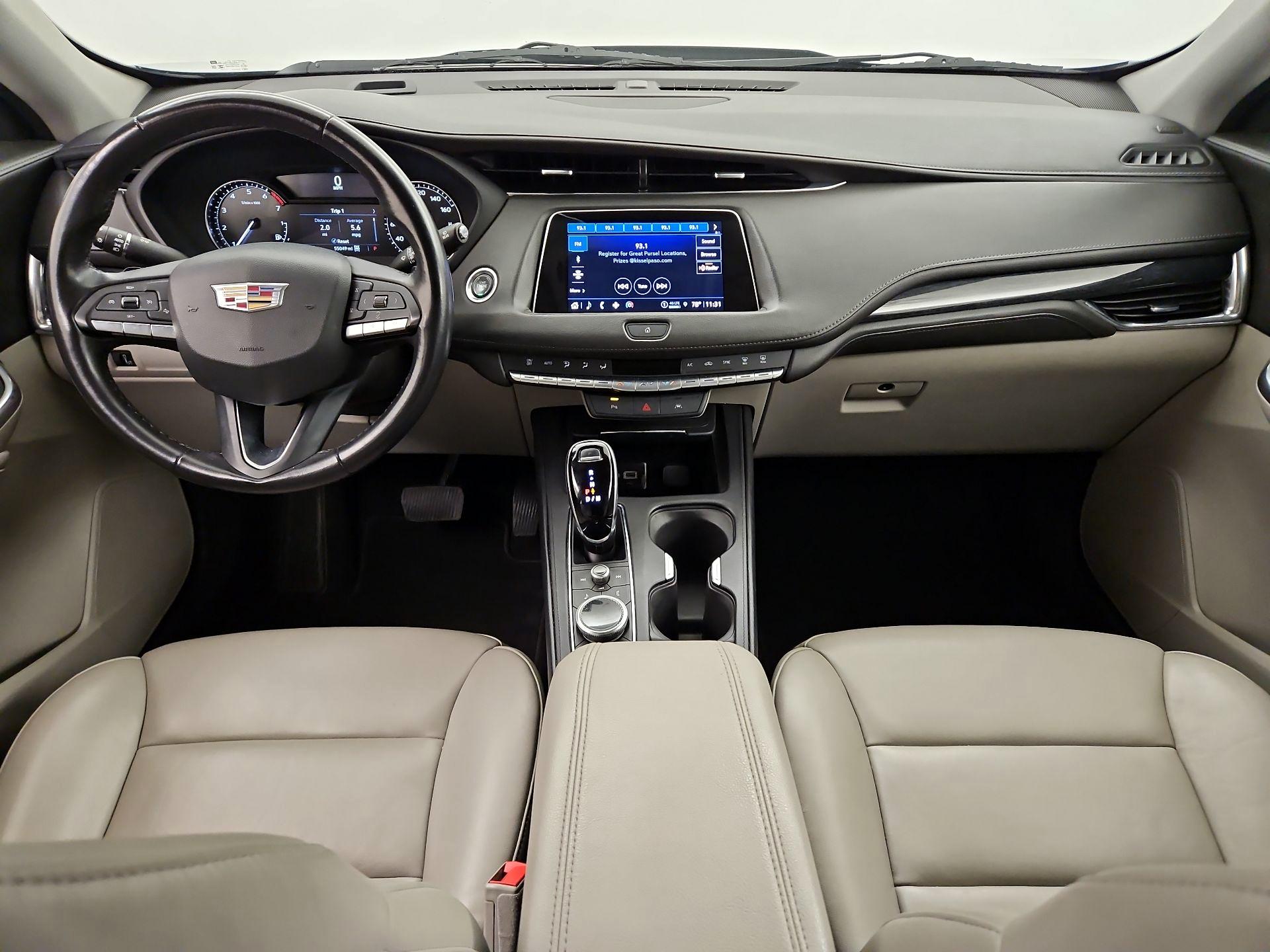 Thumbnail: 2023 Cadillac XT4 - 9