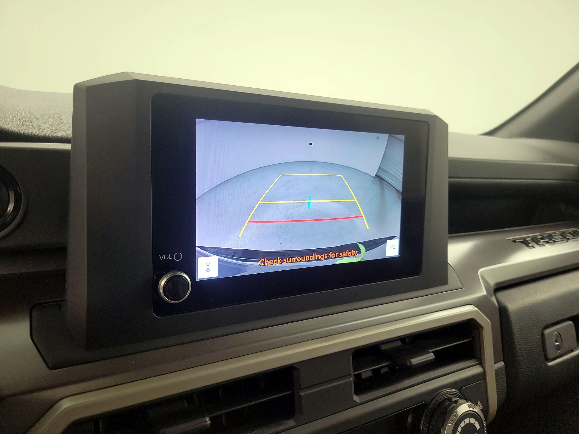 Thumbnail: 2024 Toyota Tacoma - 14