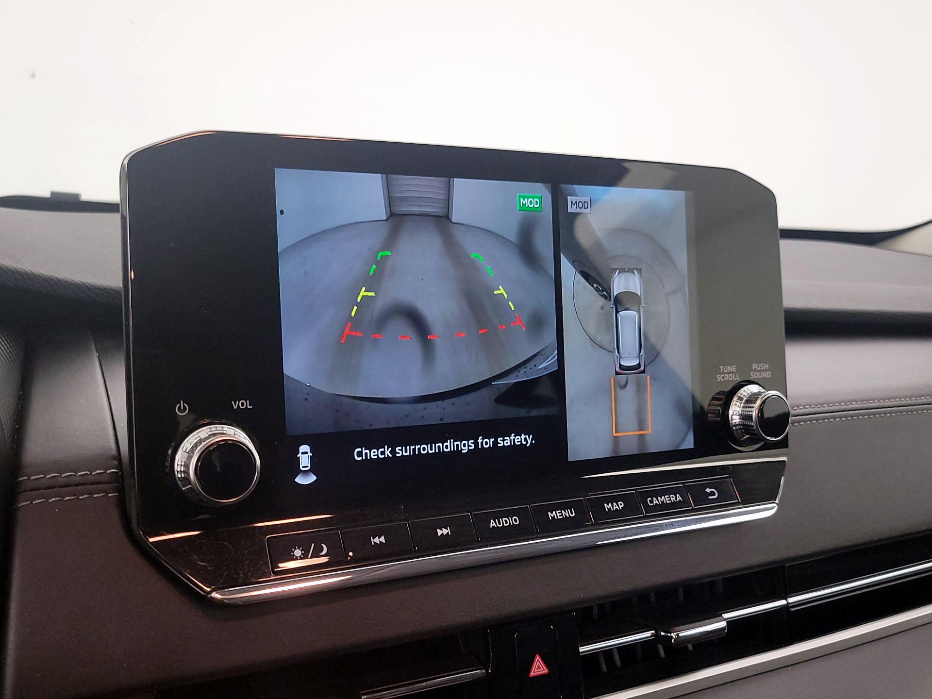 Thumbnail: 2024 Mitsubishi Outlander - 15