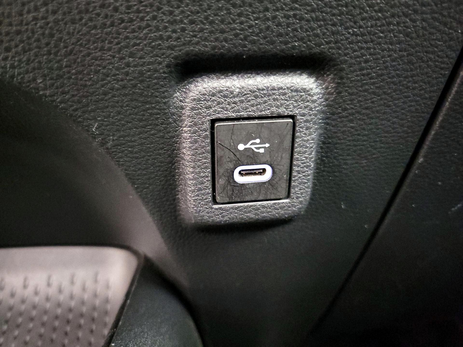 Thumbnail: 2024 Toyota Corolla - 18