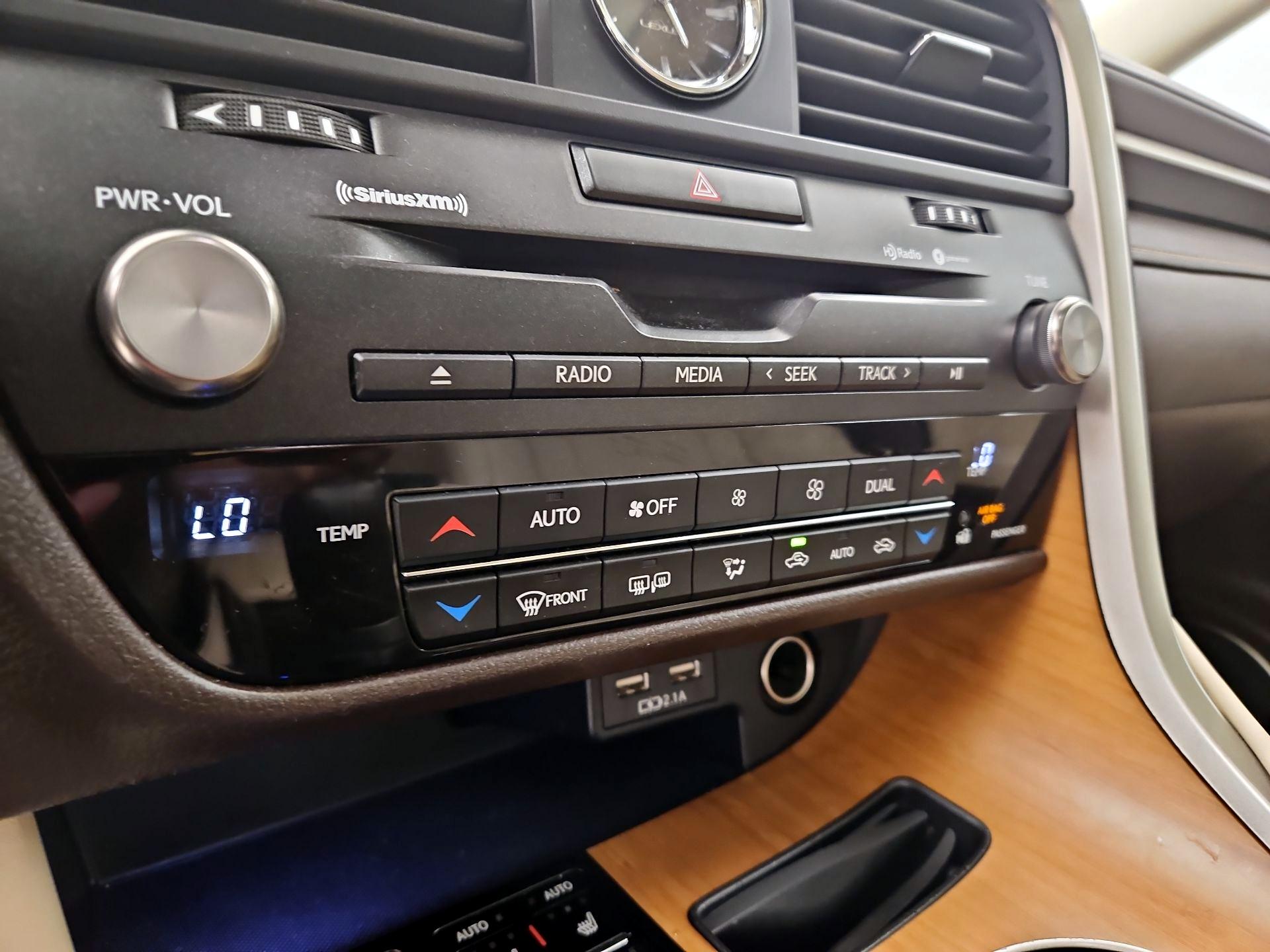 Thumbnail: 2020 Lexus RX - 17