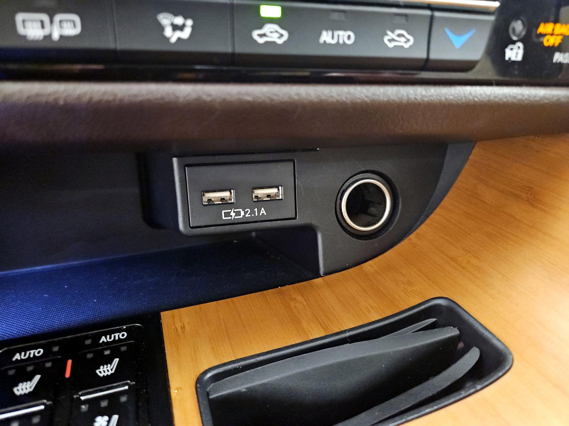 Thumbnail: 2020 Lexus RX - 19