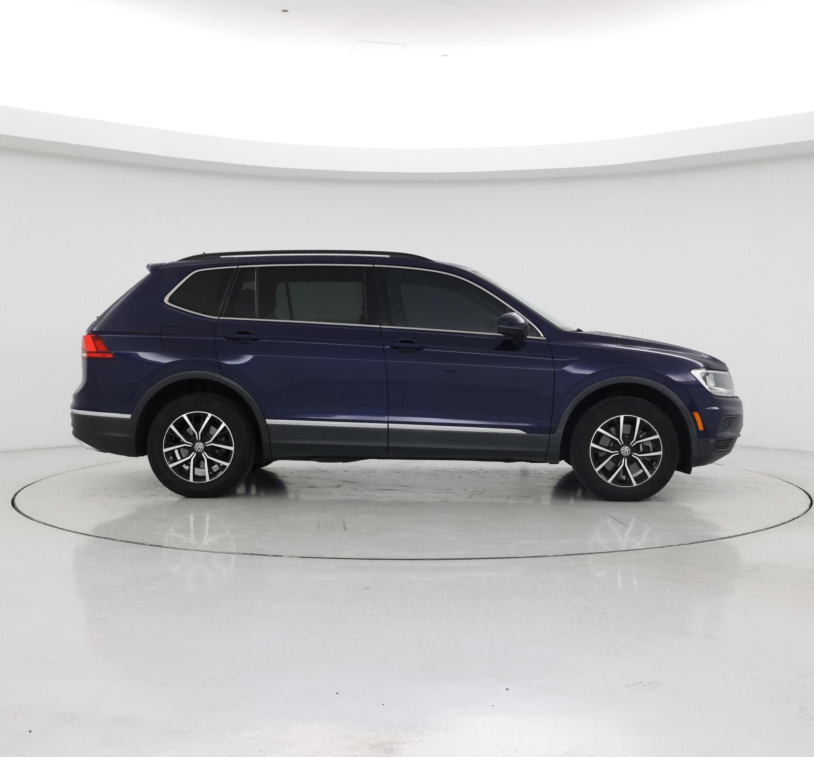 Thumbnail: 2021 Volkswagen Tiguan - 7
